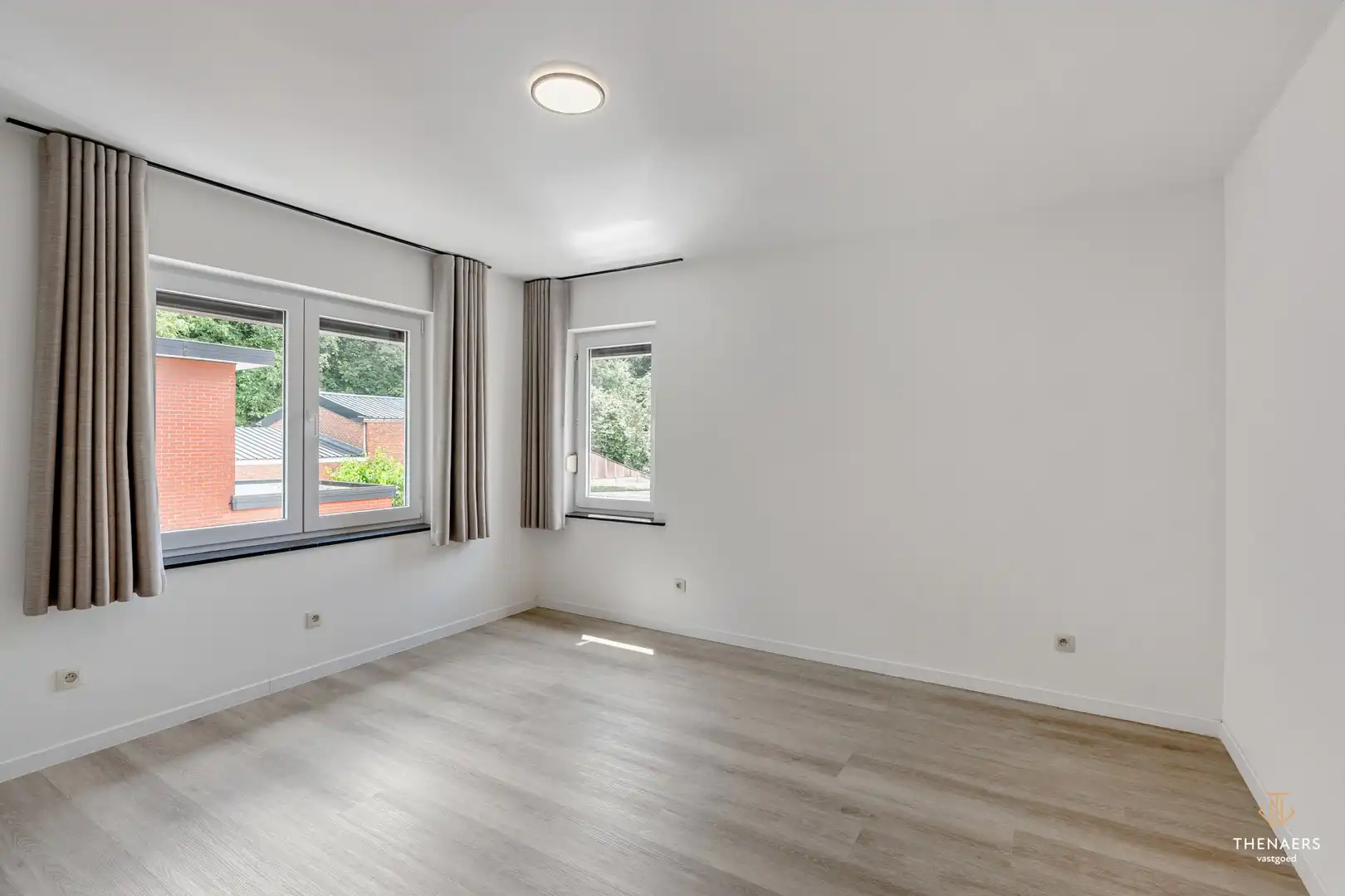 Instapklare woning met 4 slaapkamers op een rustige ligging nabij het kasteel van Duras. foto 20