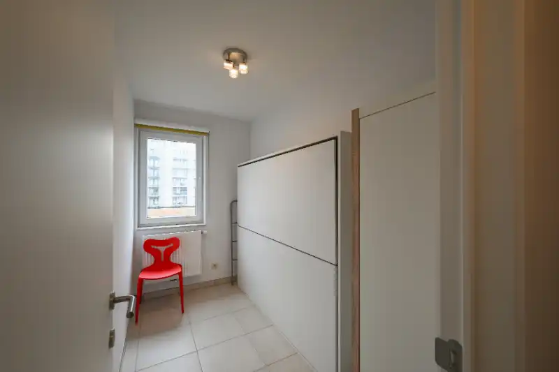 EXCLUSIEF APPARTEMENT  MET LATERAAL ZEEZICHT EN VOLLEDIG INGERICHT foto 12