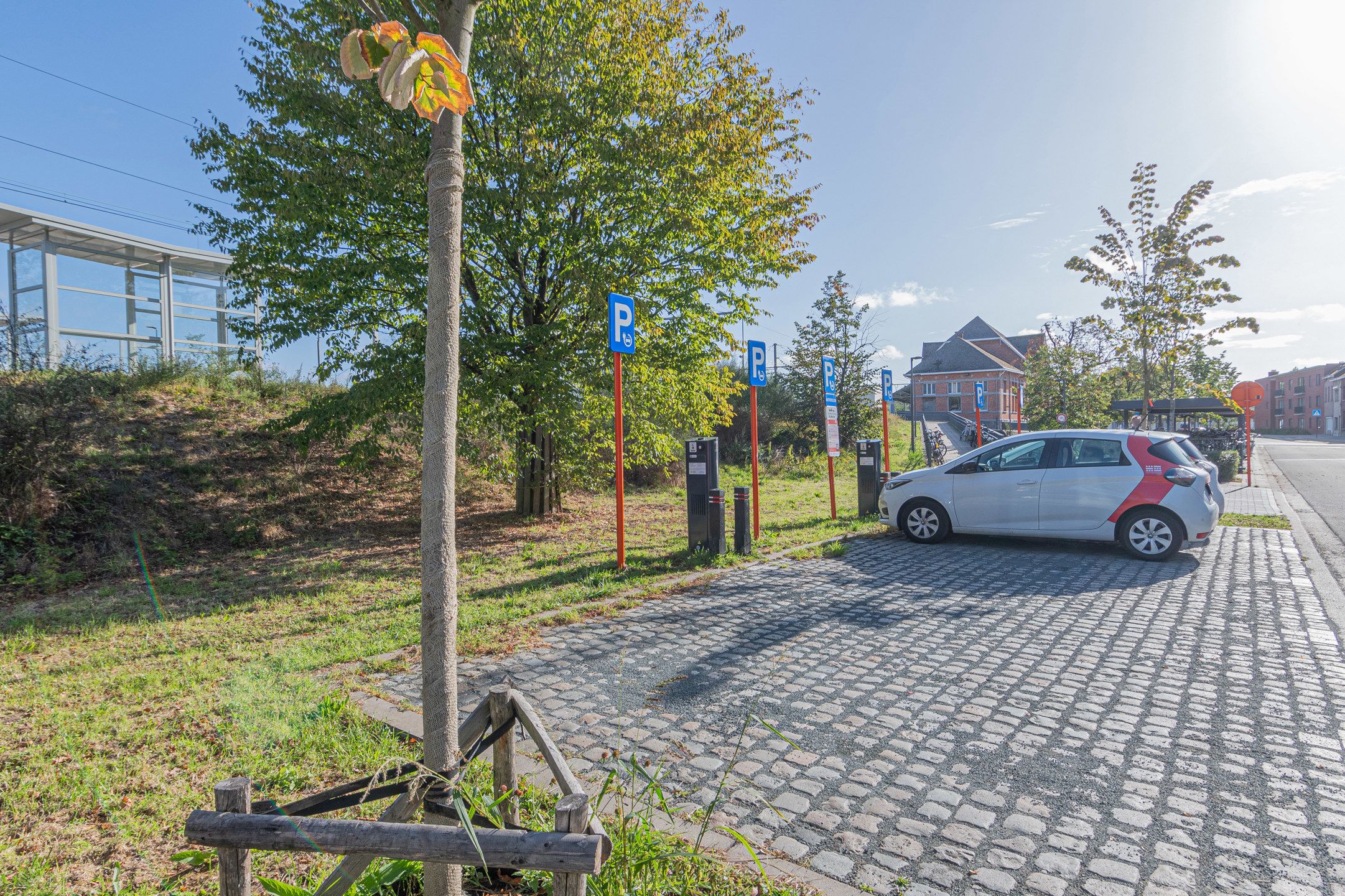 Sublieme instapklare starterswoning met gezellige tuin foto 25