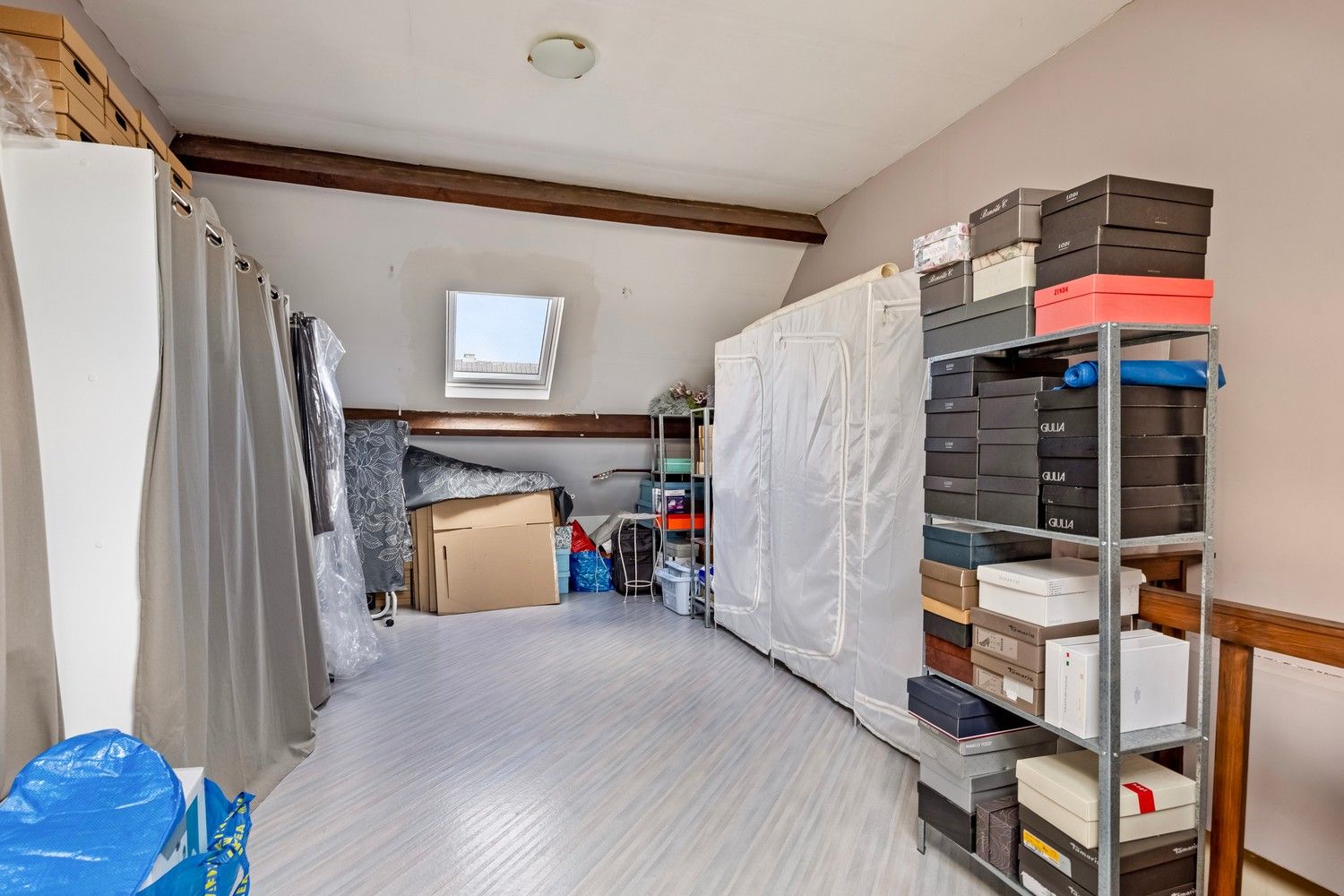 Te koop: charmant rijhuis met tuin en overdekt terras in centrum Halle foto 8
