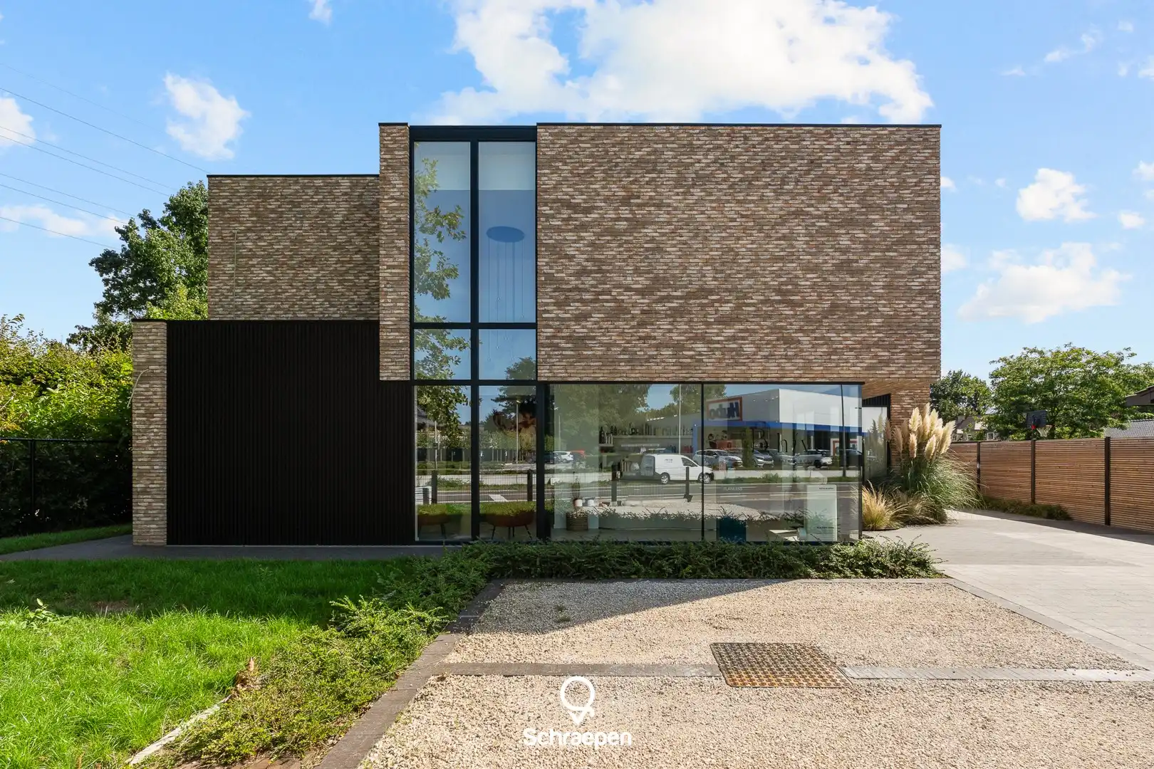 Knappe nieuwbouwwoning met handelsruimte op zichtlocatie te Zonhoven! foto 27