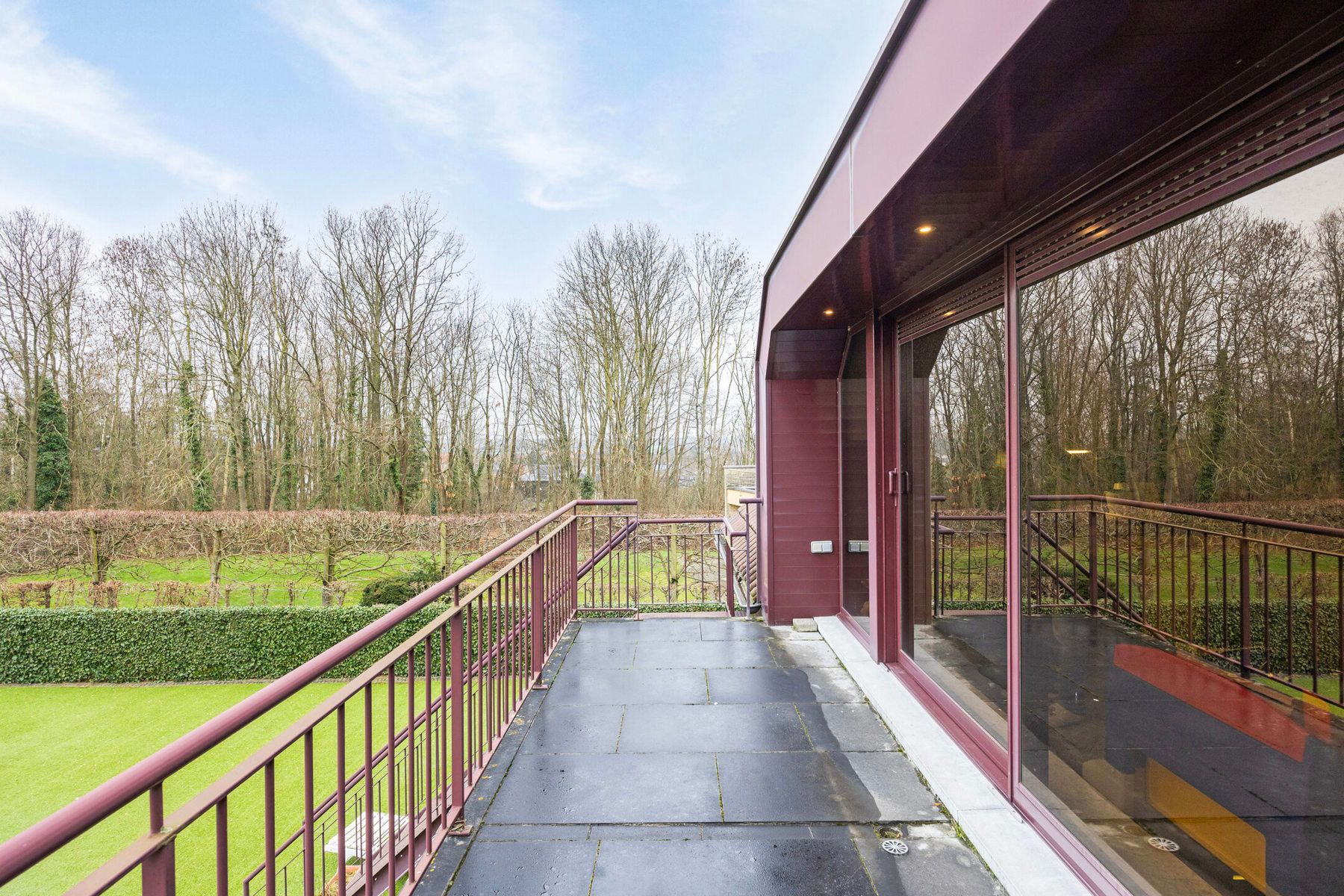 Riante woning met bijgebouw foto 22