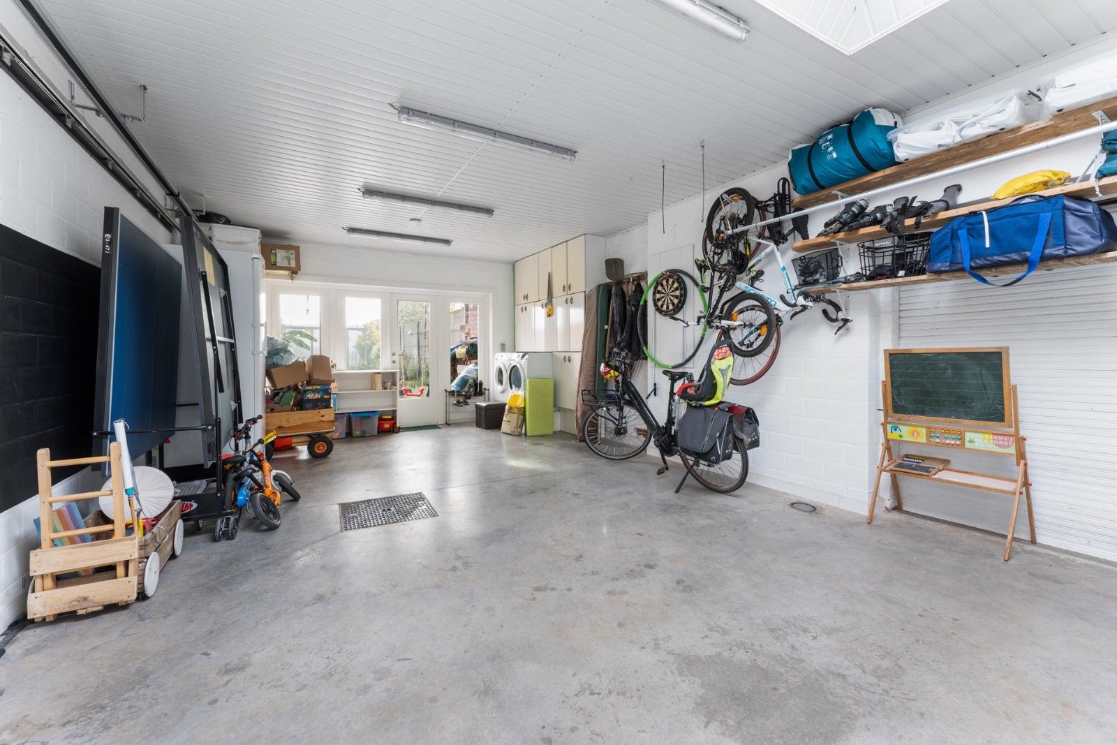 Instapklare woning nabij centrum Ardooie foto 12