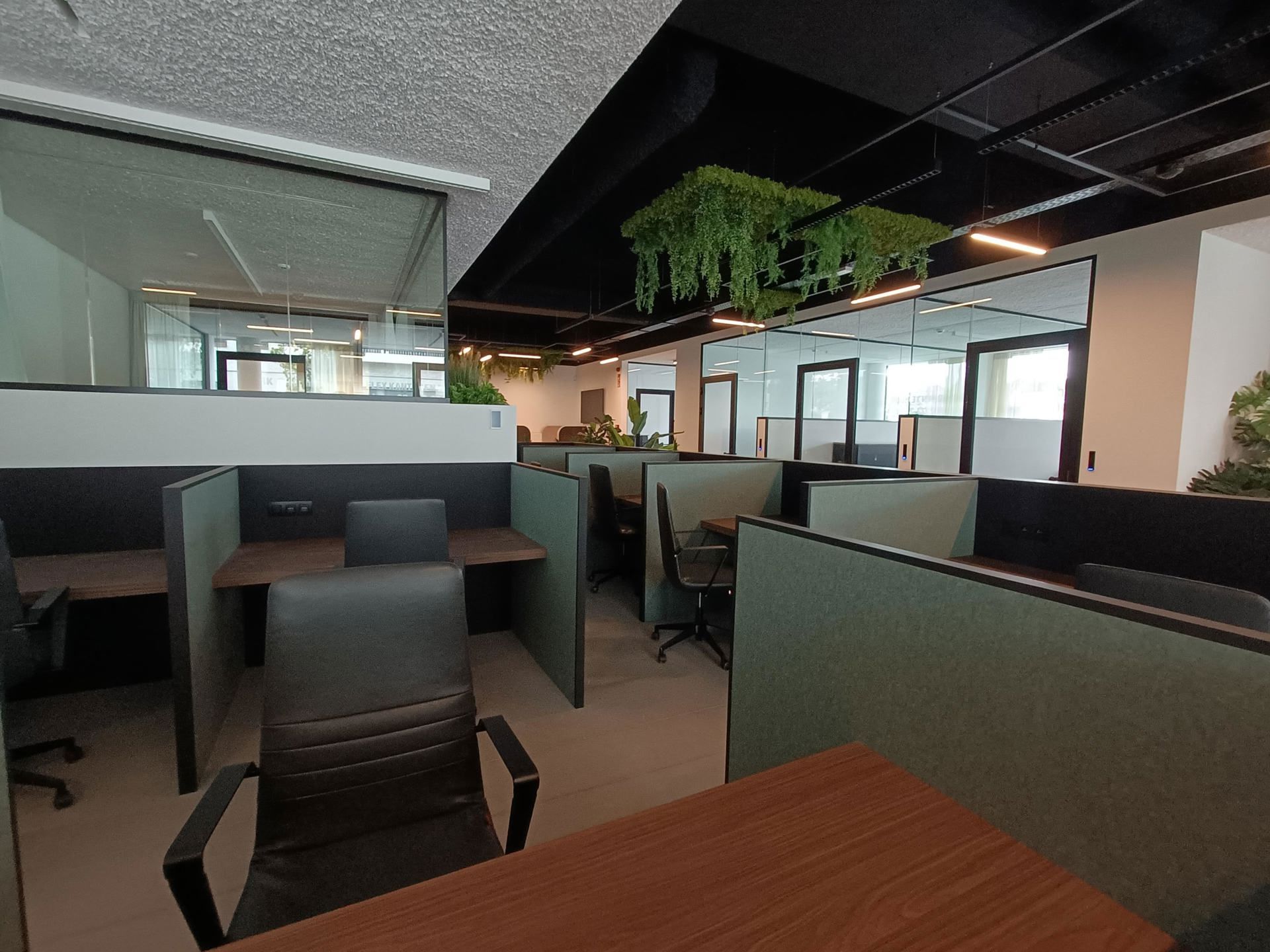 Kantoorruimte / co-workingplaats te huur in Kontich foto 4