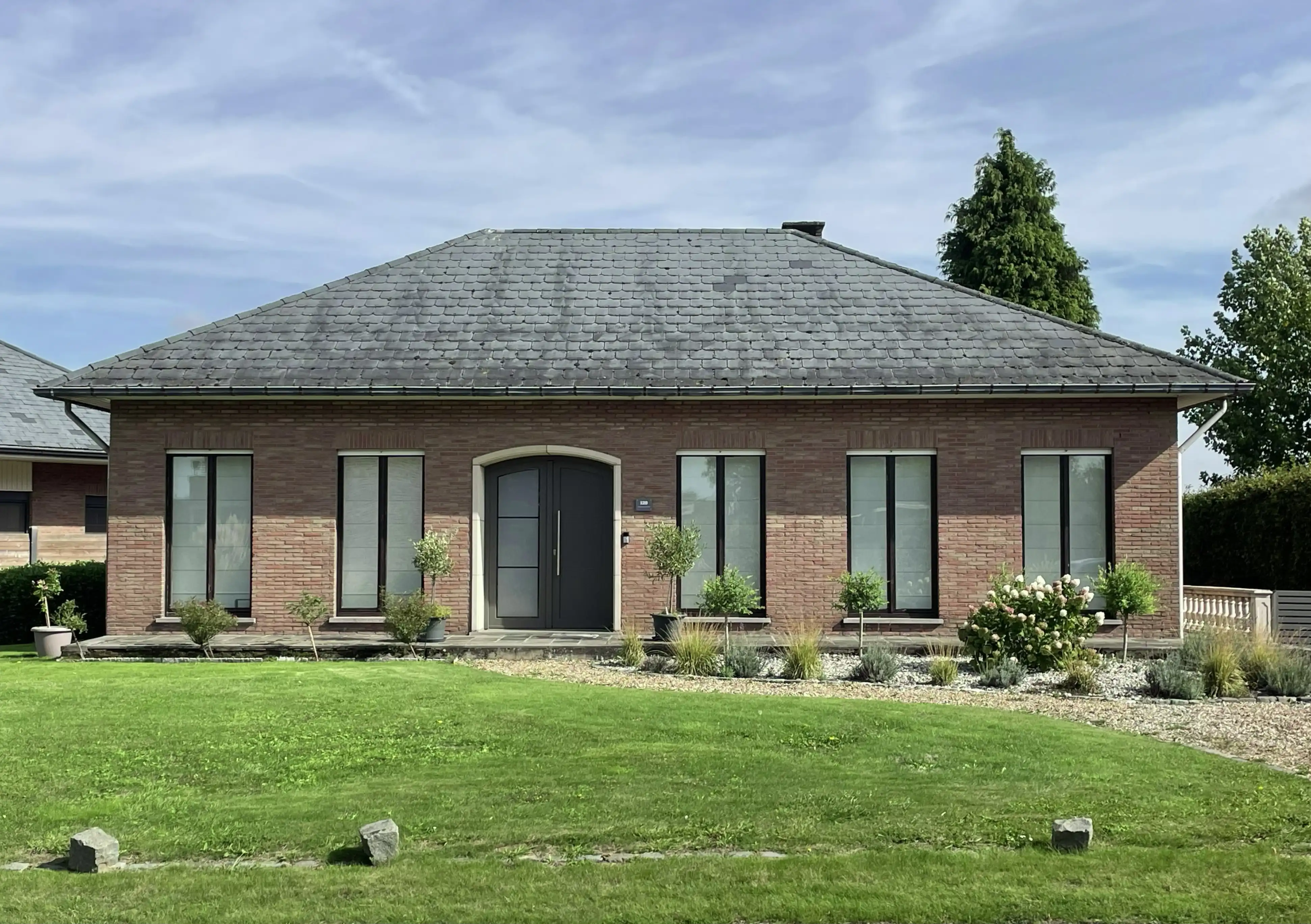 Hoofdfoto van de publicatie: Bungalow te koop