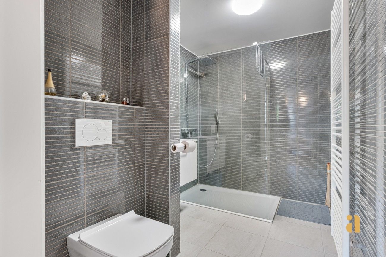Uniek appartement met 2 terrassen én prachtig zicht foto 19