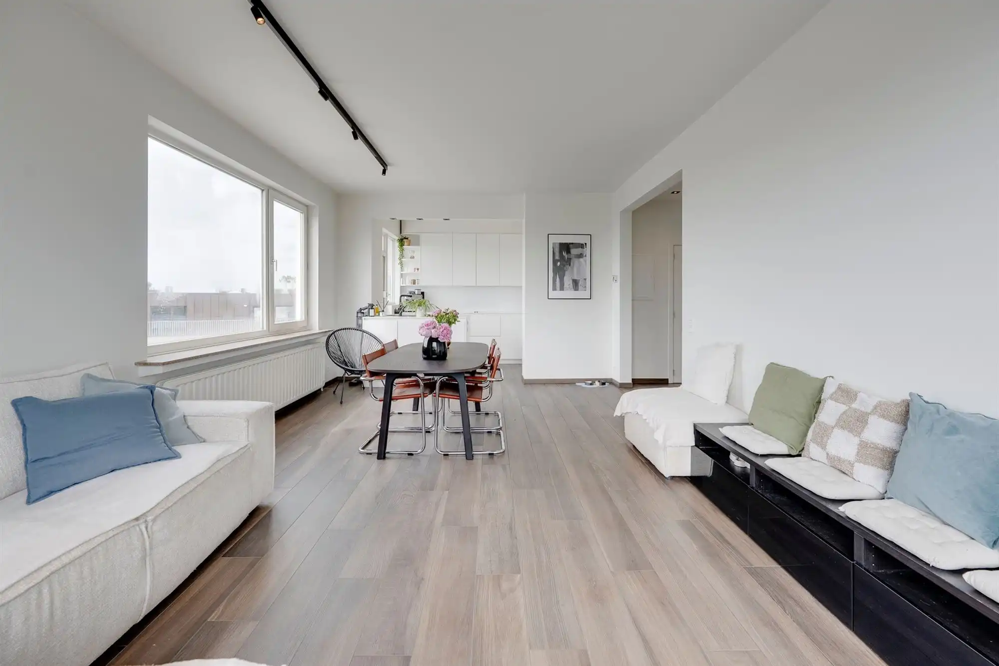 Lichtovergoten hoekappartement inclusief garagebox foto 5