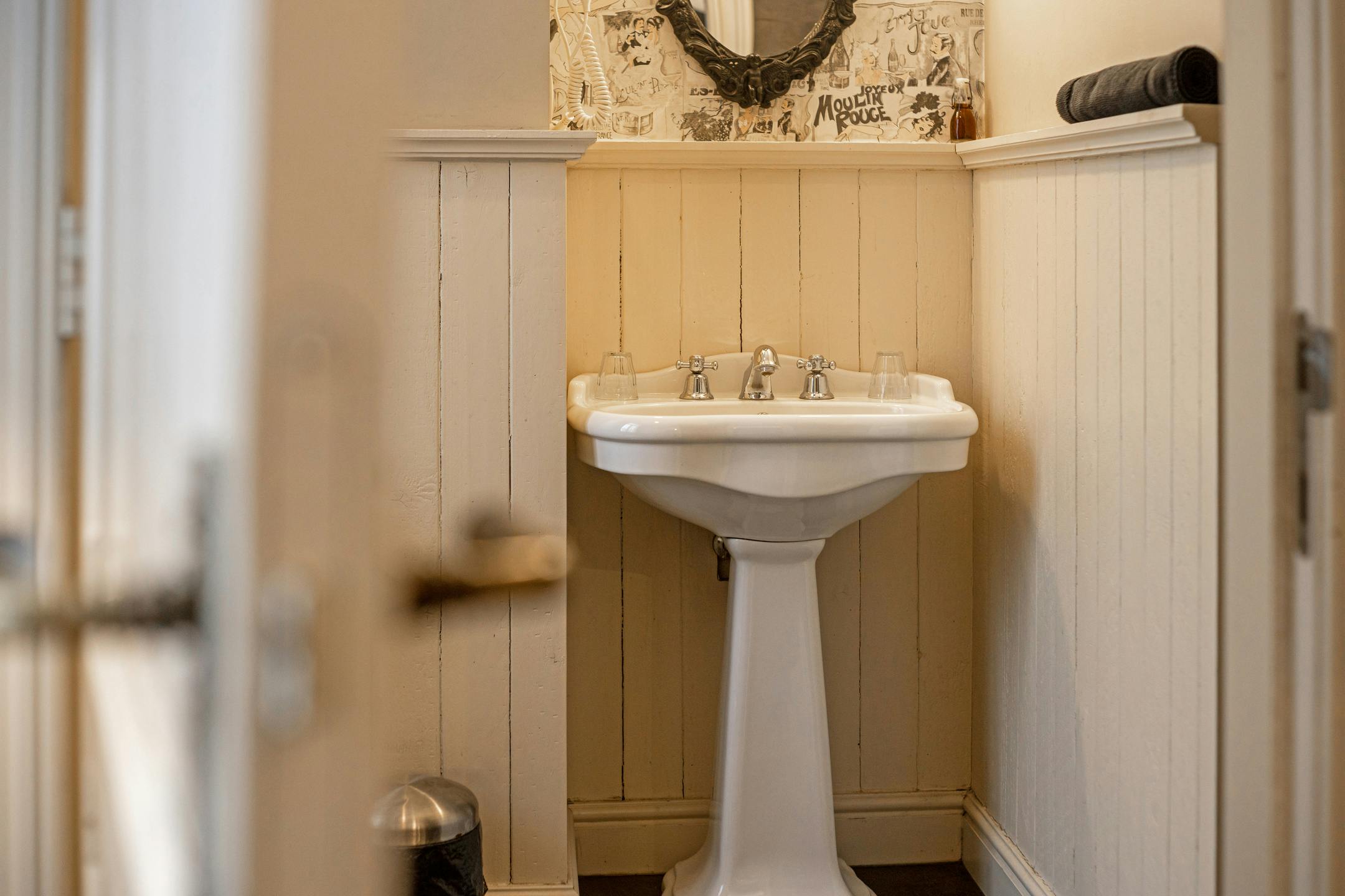 Charmant gerenoveerde B&B met woonst, winkel en handelsfonds foto 19