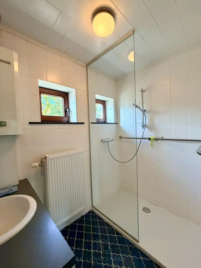 Te renoveren halfopen bebouwing met 3 slaapkamers in hartje Bornem - Een woning met potentieel! foto 20