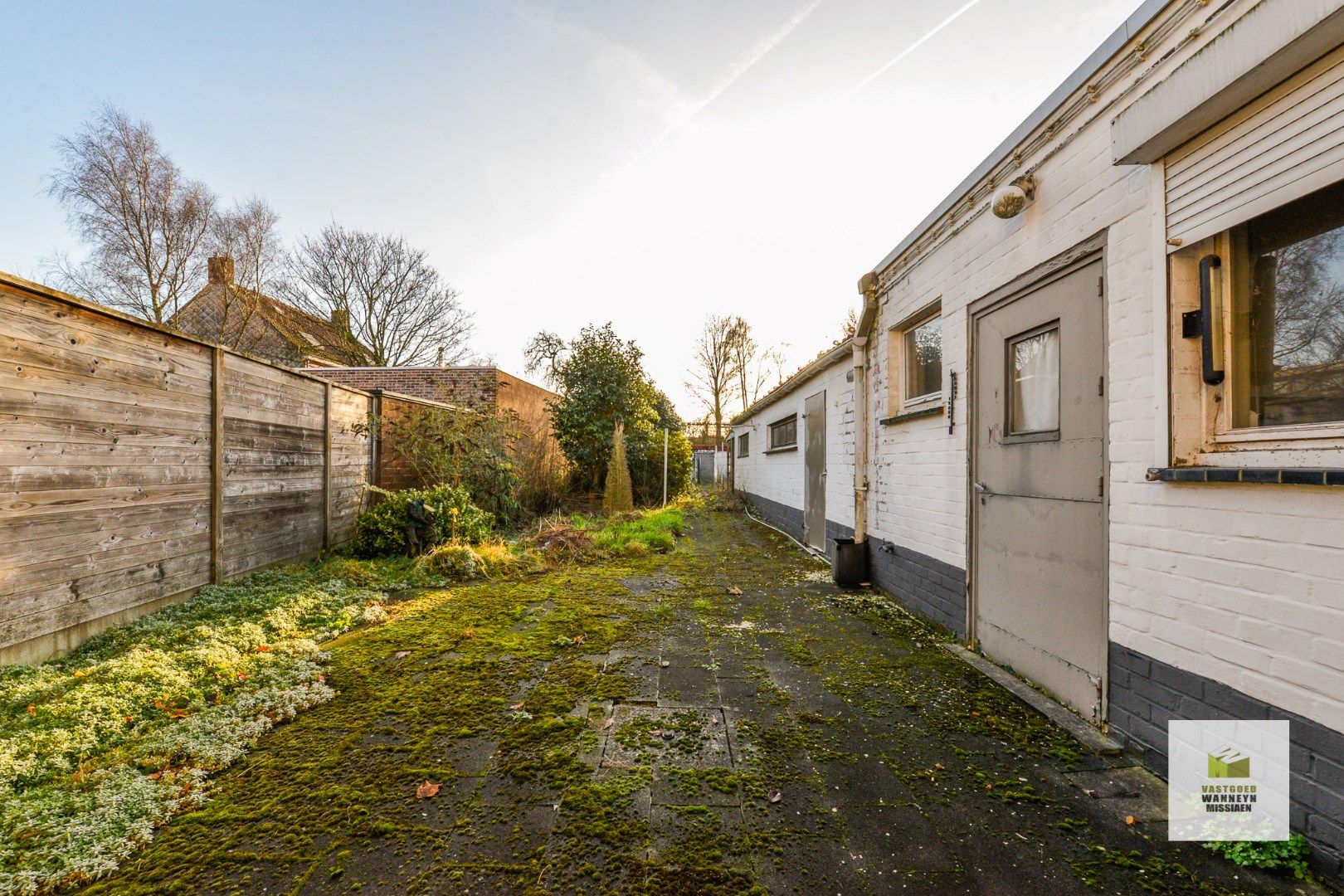 Te renoveren woning op centrale ligging in Wingene met garage, tuin en 3 slaapkamers foto 17