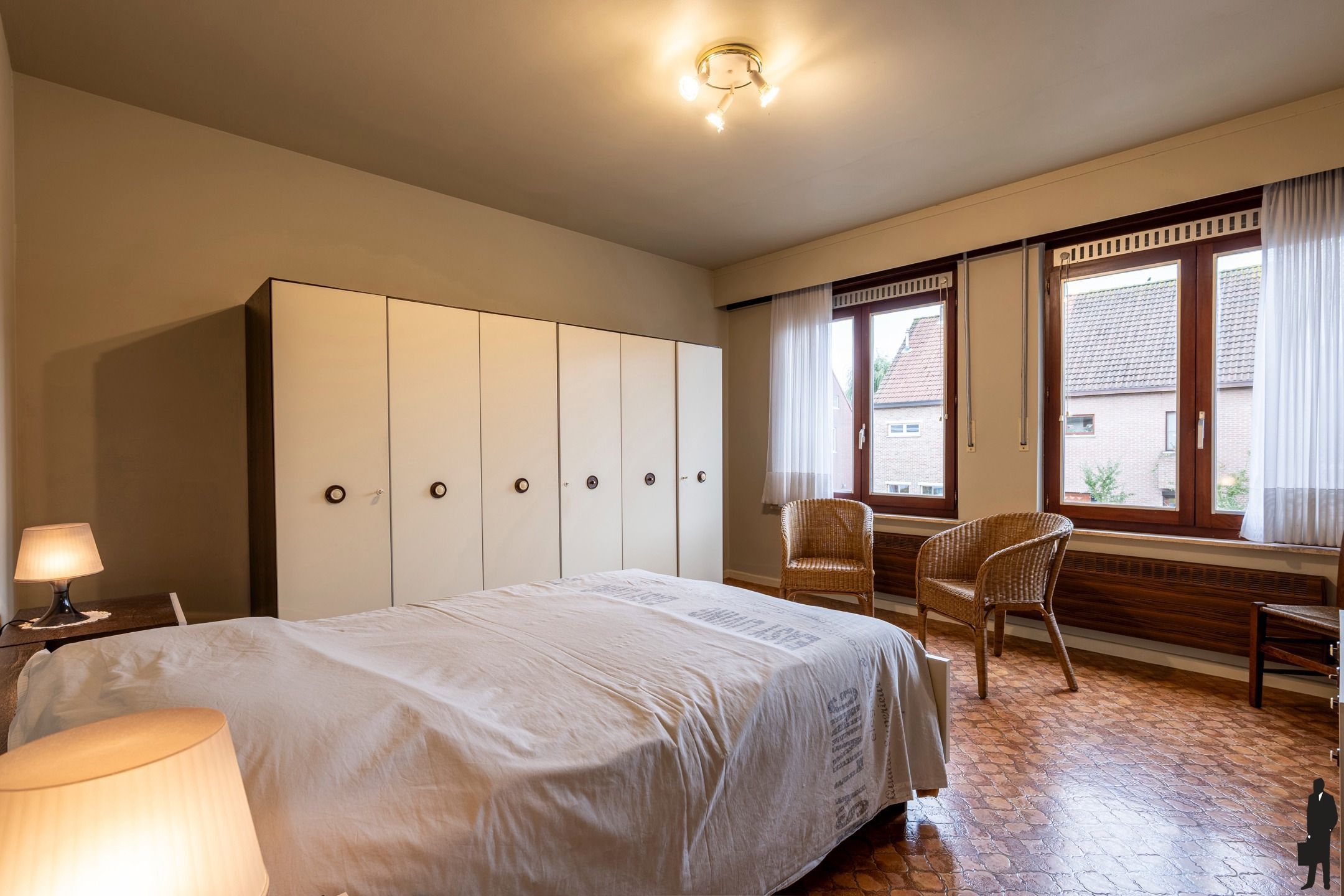 Charmante stadswoning nabij jachthaven met 3 slks en garage foto 9