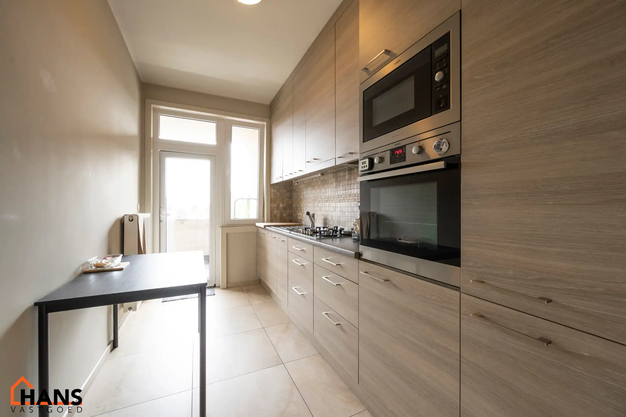 Recent gerenoveerd appartement op de 2de verdieping zonder lift. foto 4