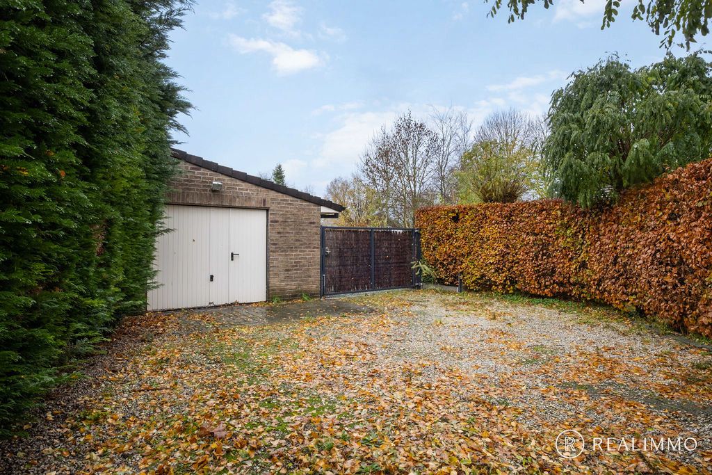 Verrassende villa op 1.699 m² ! foto 24