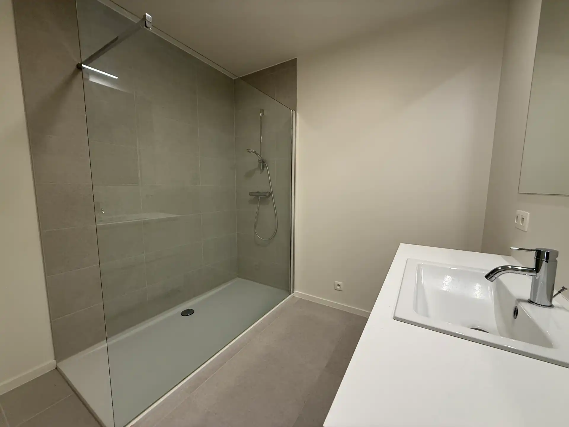 Modern 1-slaapkamer appartement nabij centrum Rijkevorsel foto 14