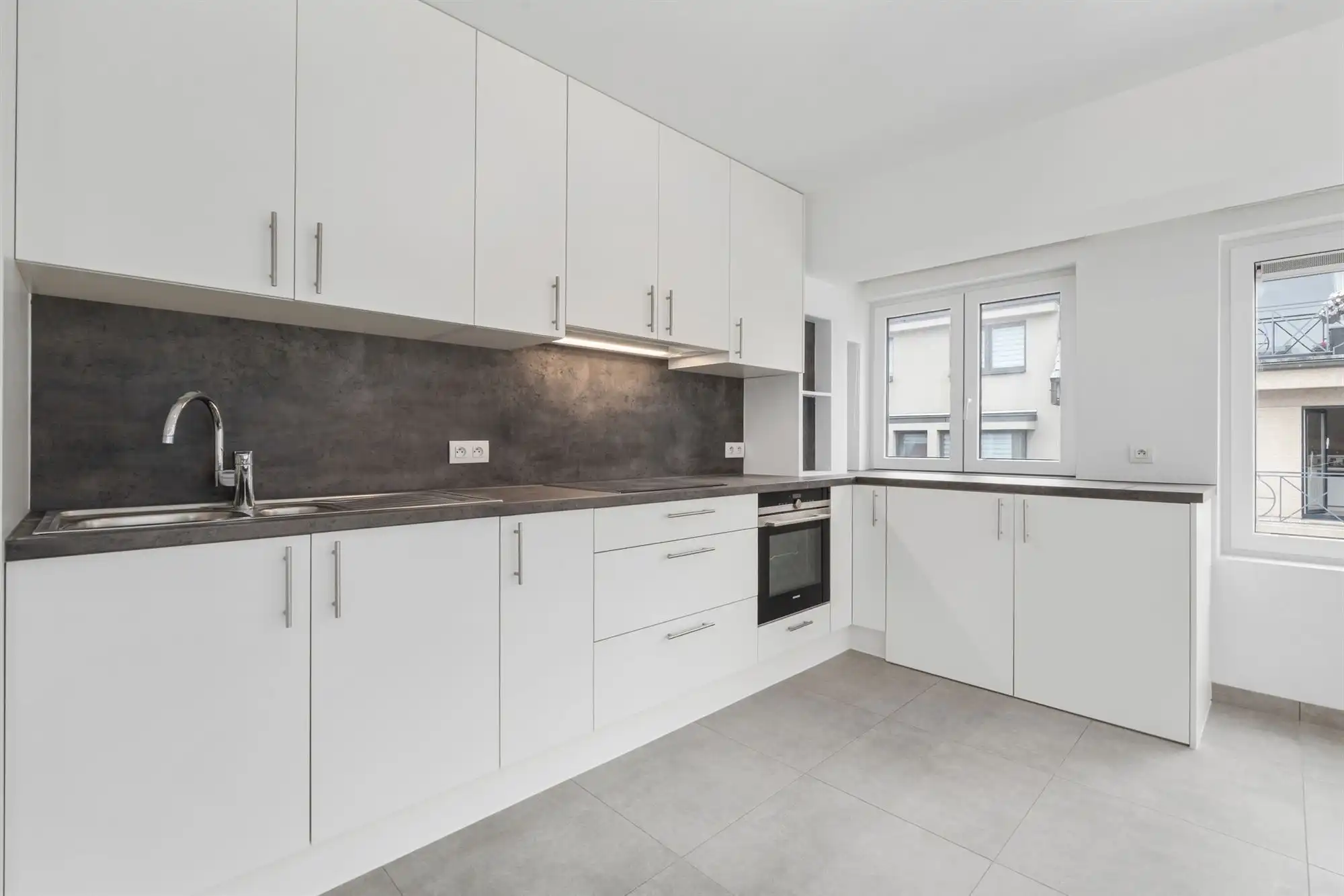 Gerenoveerd appartement vlakbij zee! foto 11