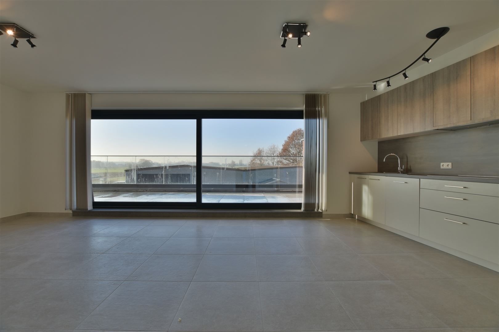 Prachtig nieuwbouwappartement op 1ste verdiepig met groot terras foto 7