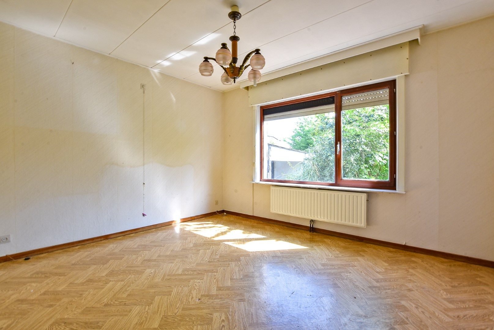 Gelijkvloers villa op 750m² in centrum Diksmuide! foto 9
