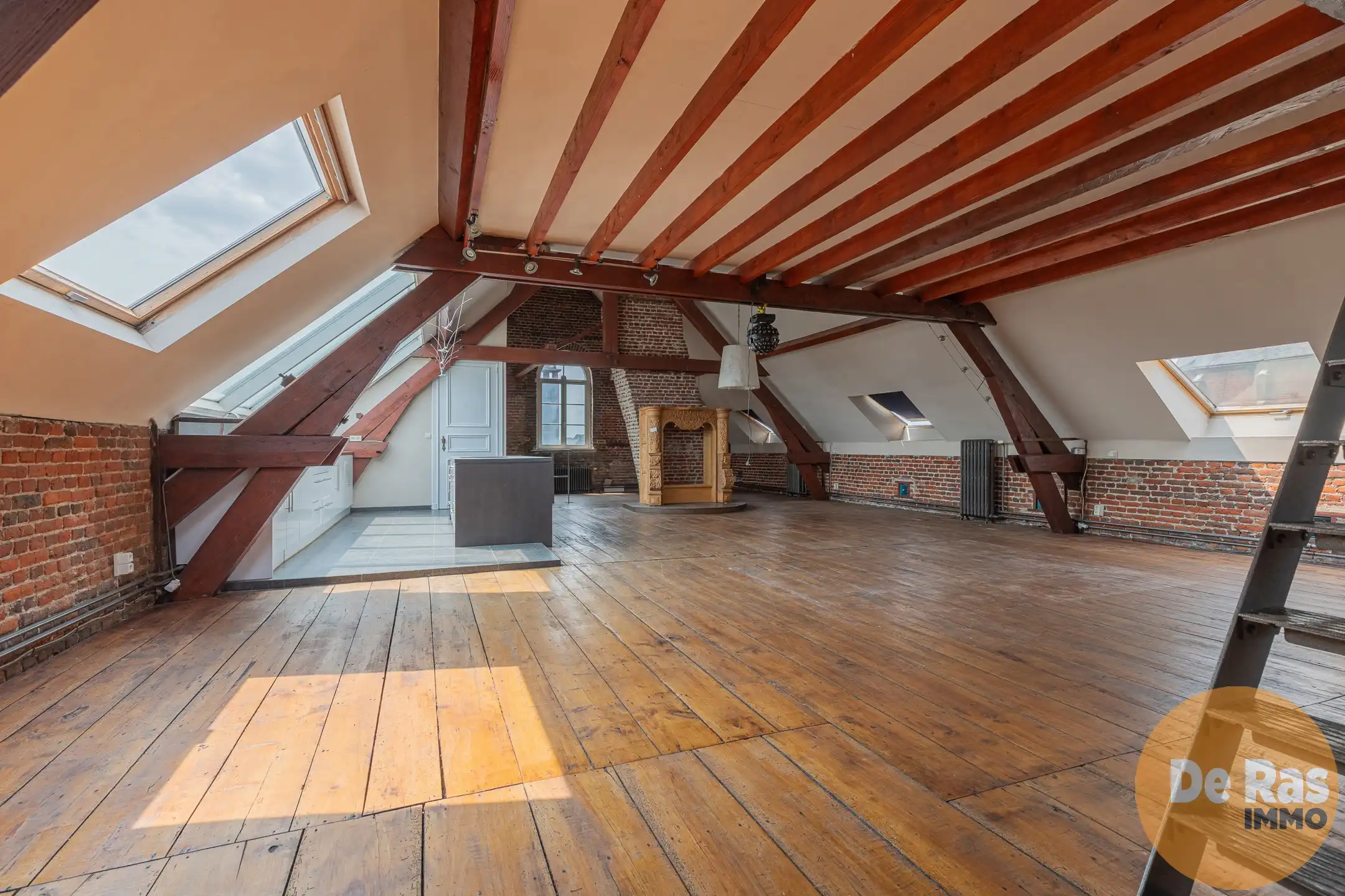 AALST - HERENHUIS MET 5 BOUWLAGEN foto 30