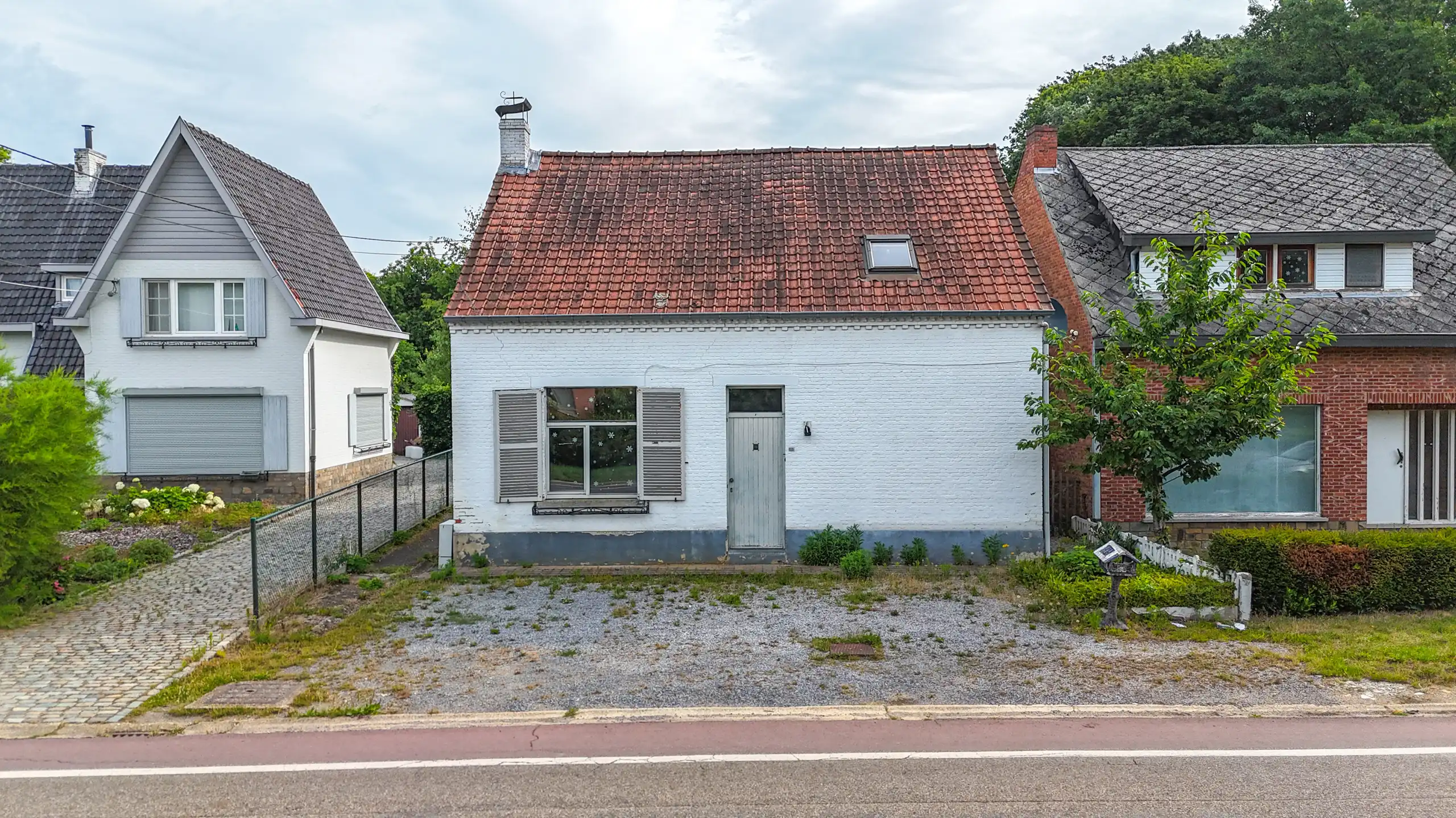 Renovatiepand met ruime living en mooi perceel van 6+ are! foto 24