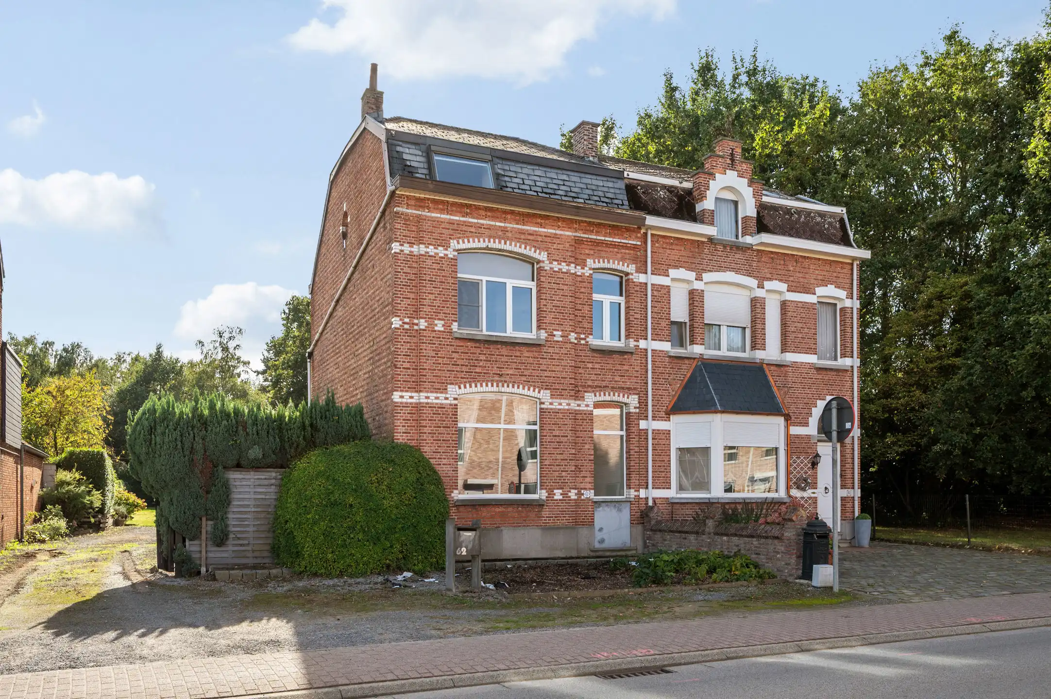 Hoofdfoto van de publicatie: Huis te koop