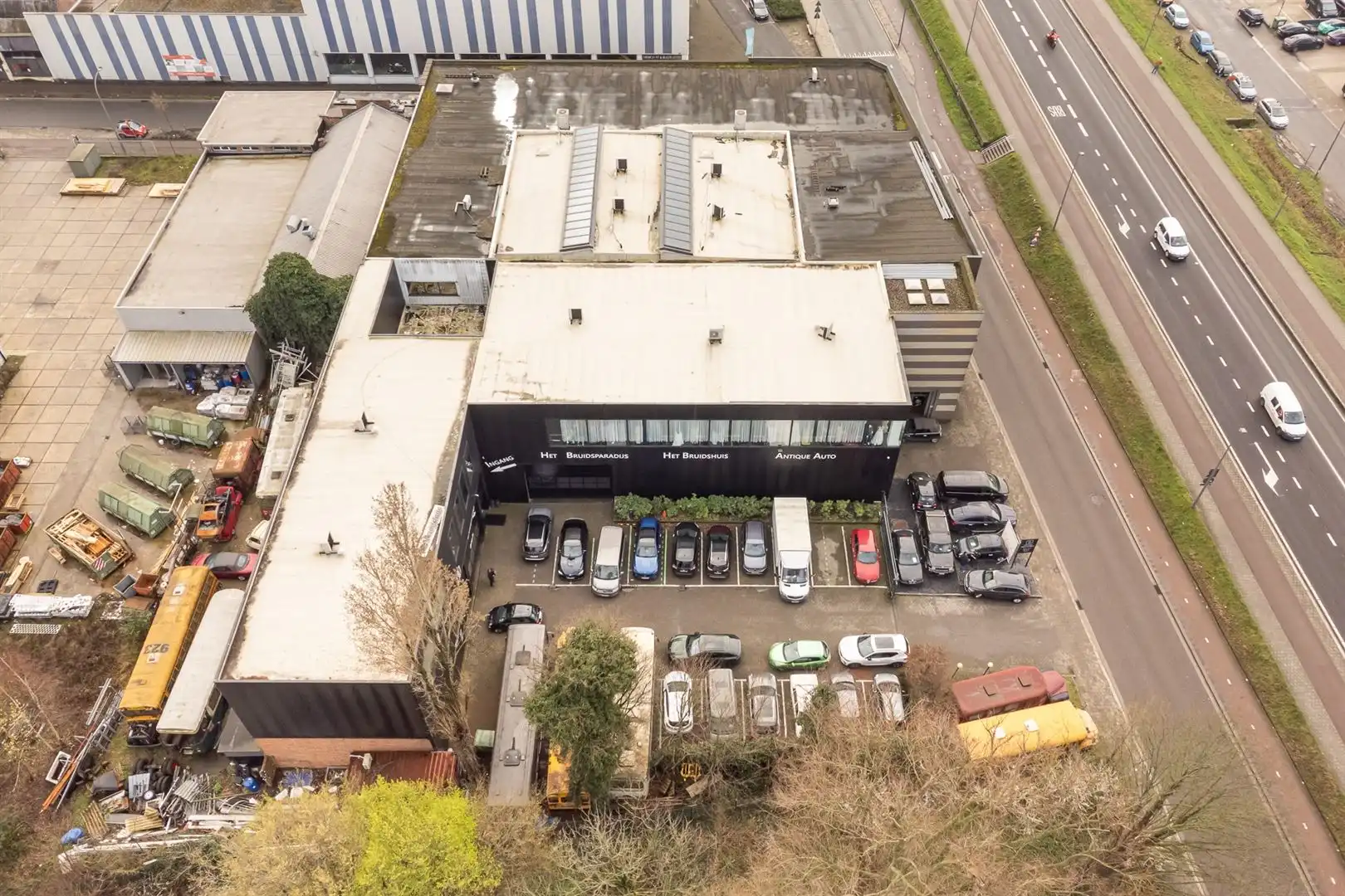 Multifunctioneel bedrijfsgebouw aan brug van den Azijn foto 24