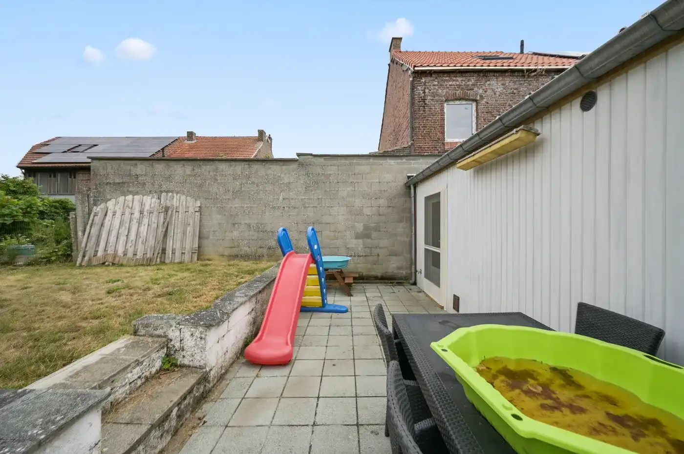 Half te renoveren rijwoning met 3 slpks met tuin, terras en 4 parkeerplaatsen. foto 28