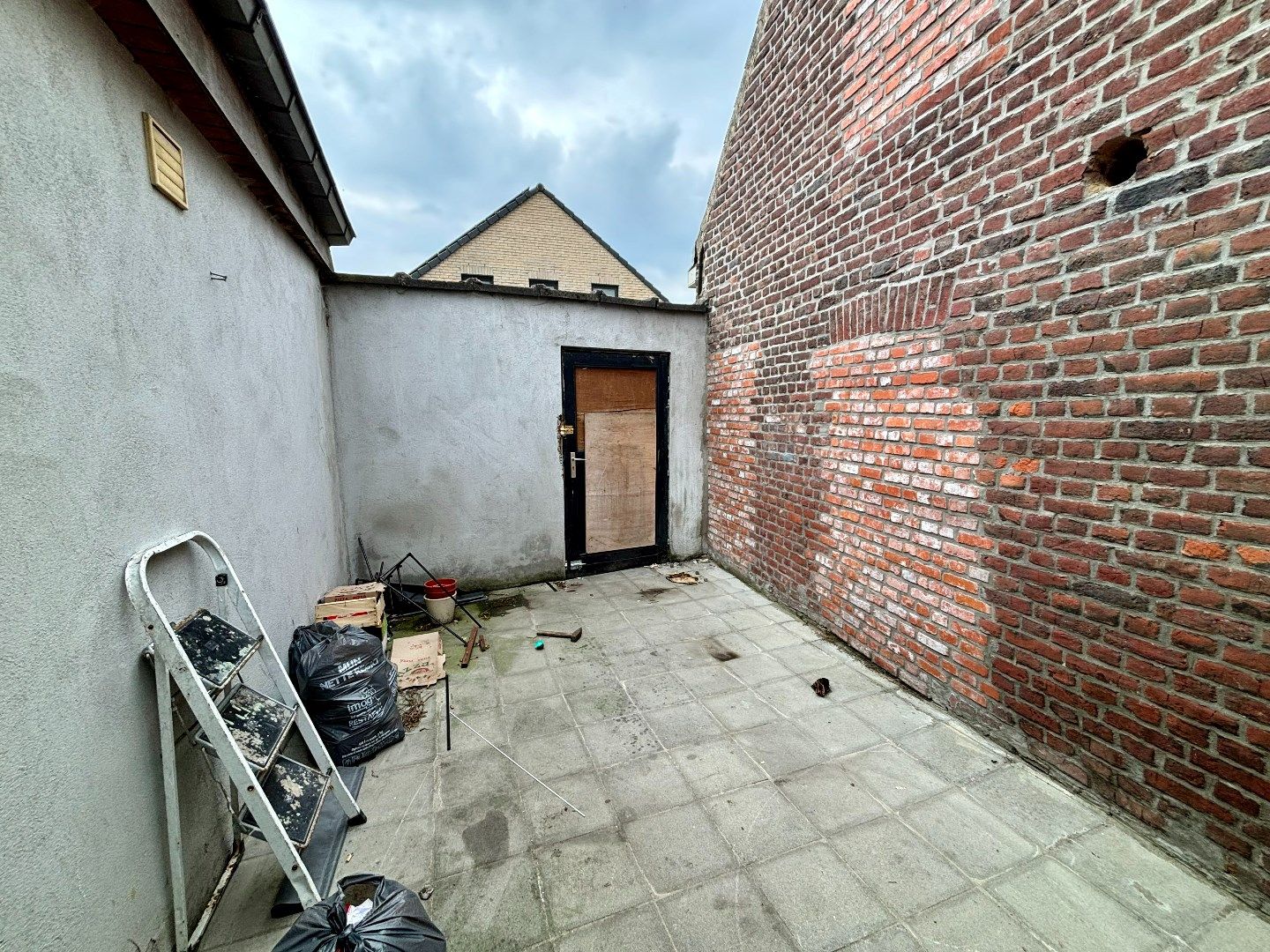 Gezellige woning te koop in Rollegem foto 10