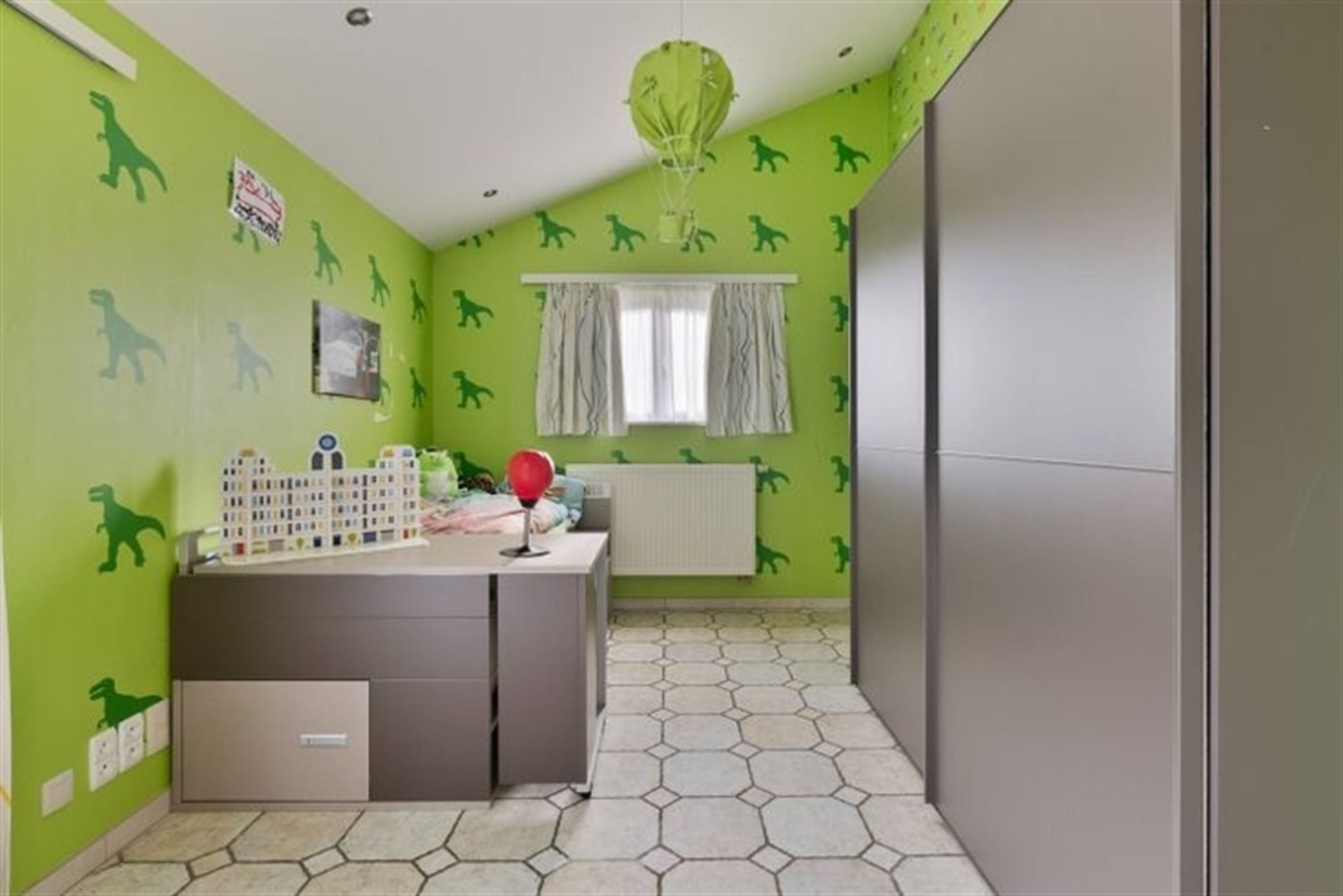Ruime open bebouwing gelegen in topbuurt ! foto 14