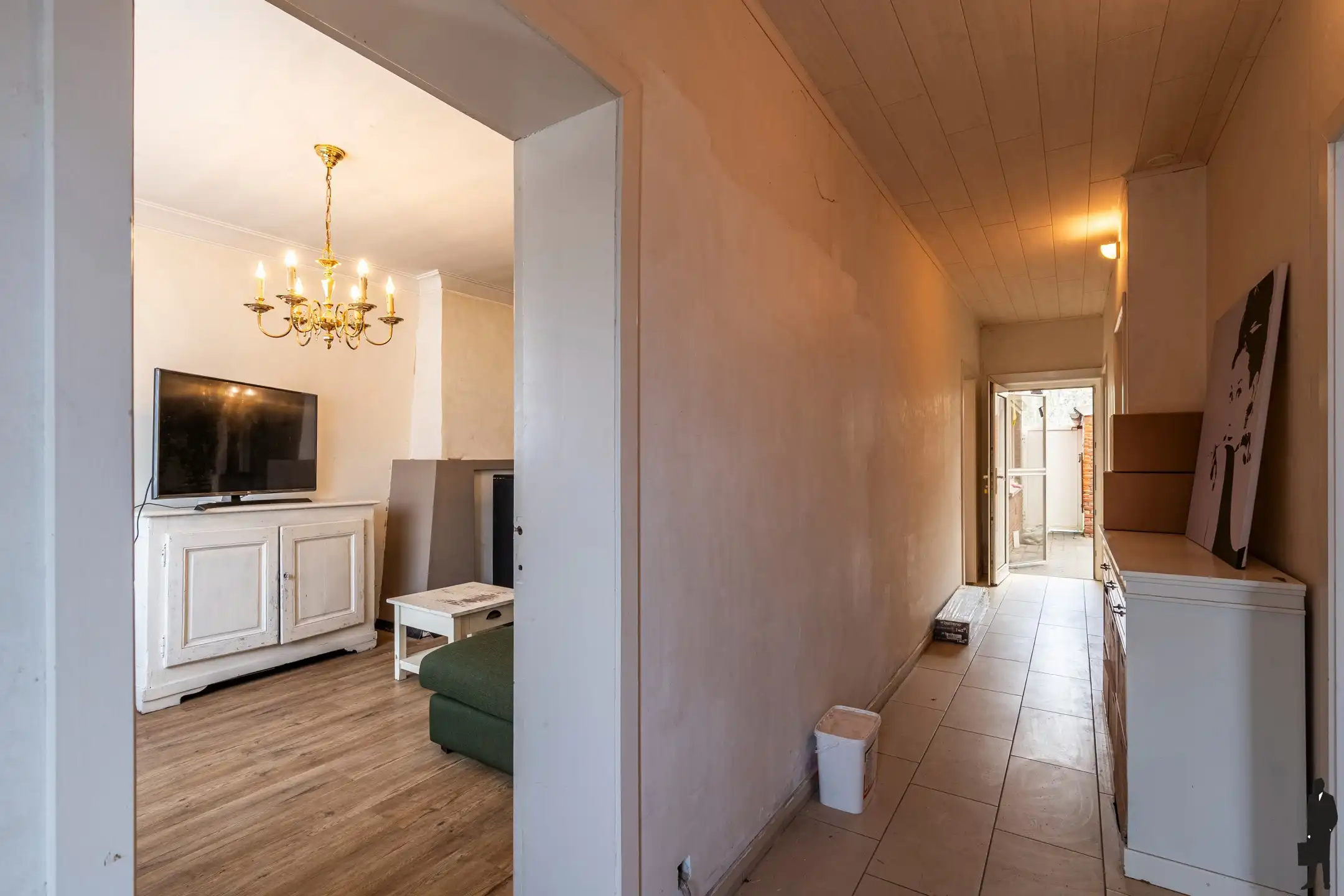 Te renoveren woning met 4 slaapkamers in Sint-Jozef foto 5