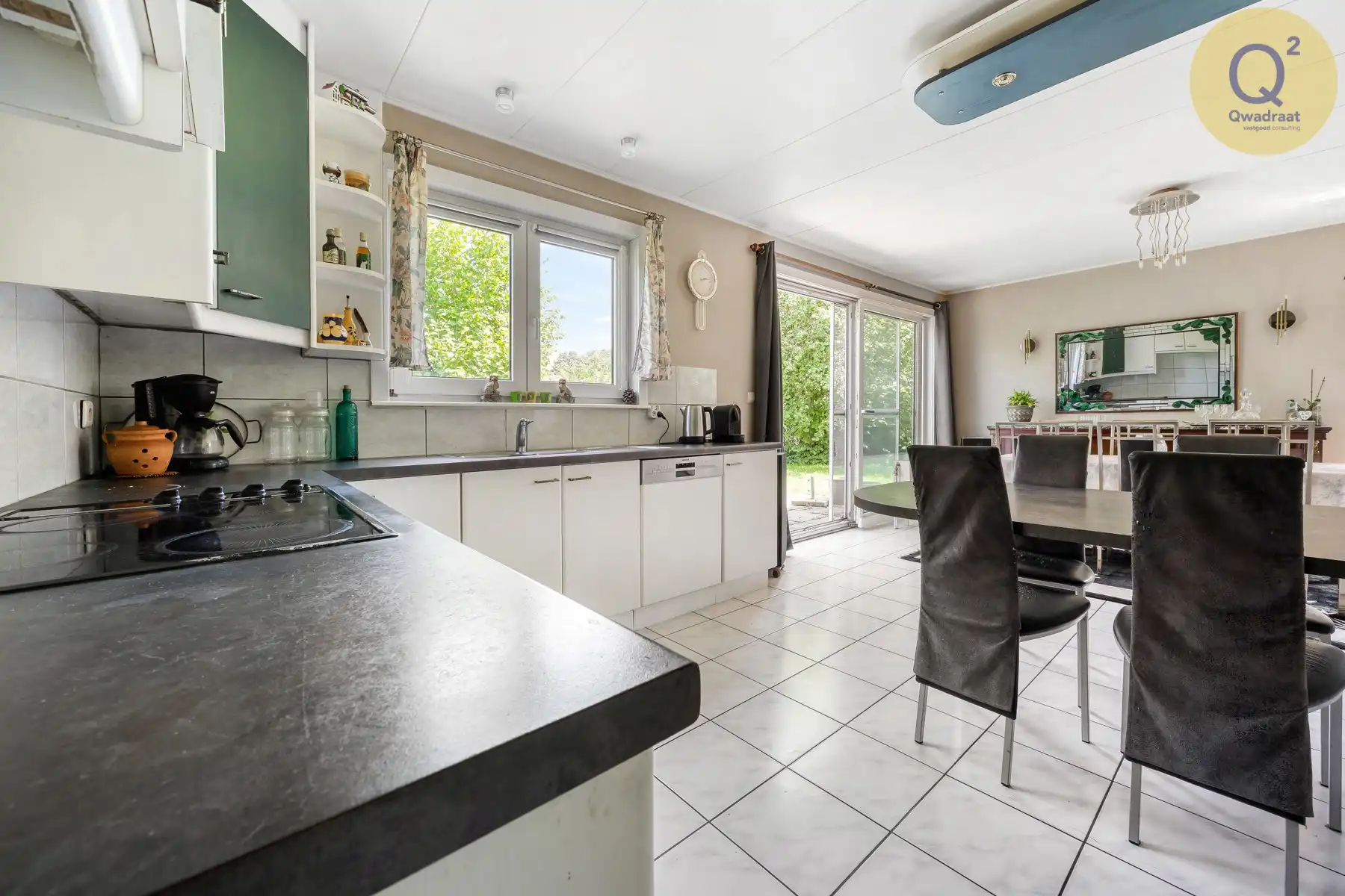 Ruime villa met eindeloze mogelijkheden op toplocatie foto 8