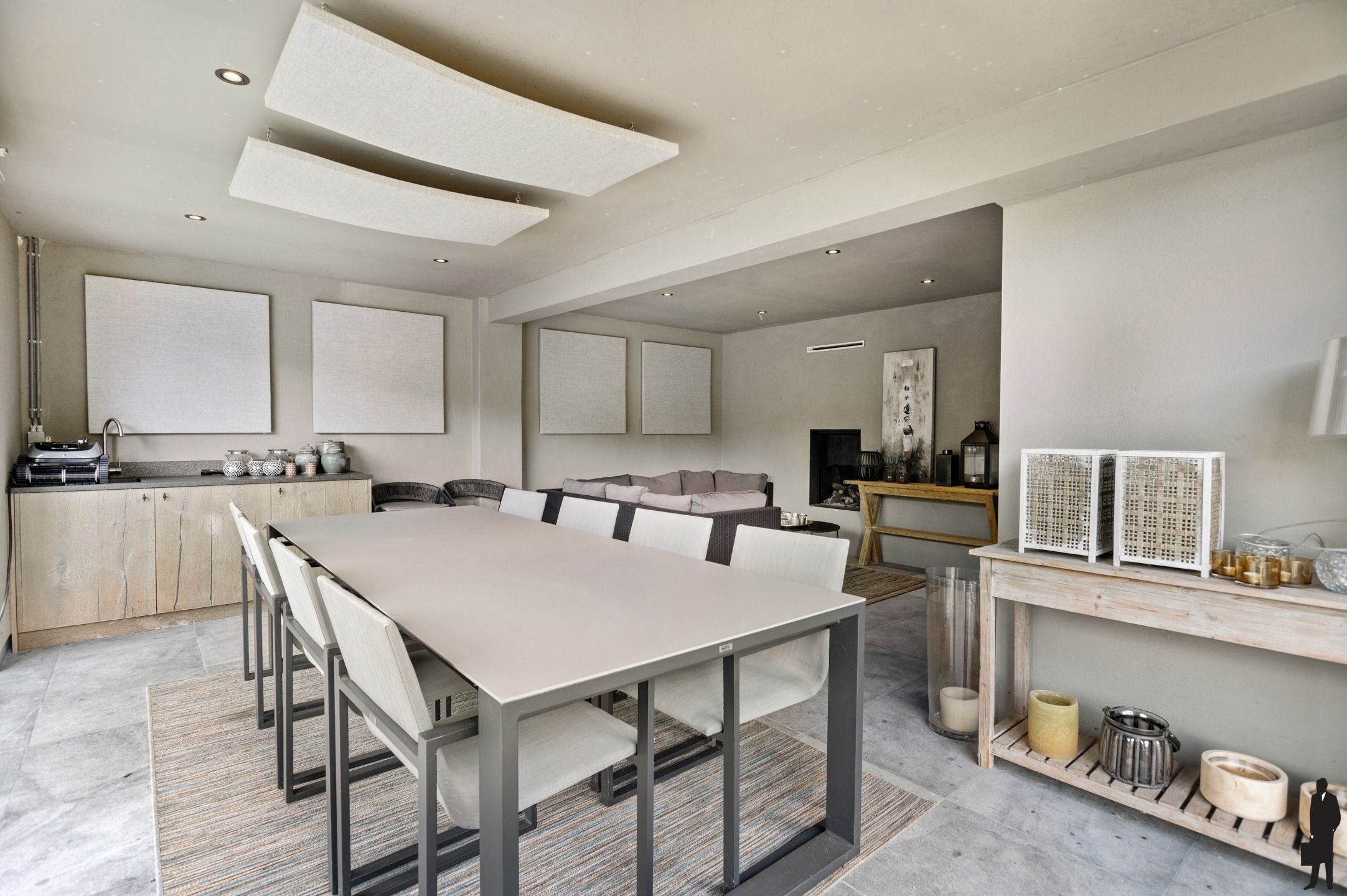 Gerenoveerde woning met 5 ruime slpks, 3 badks en ZW tuin foto 26