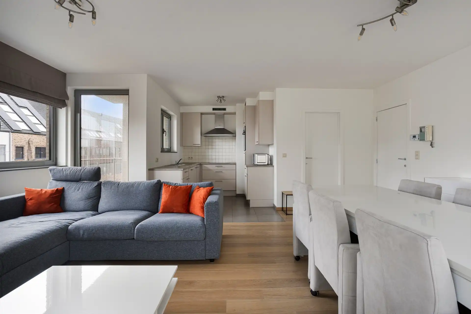 Ruim appartement met 2 ruime kamers en terras te Merchtem  foto 8