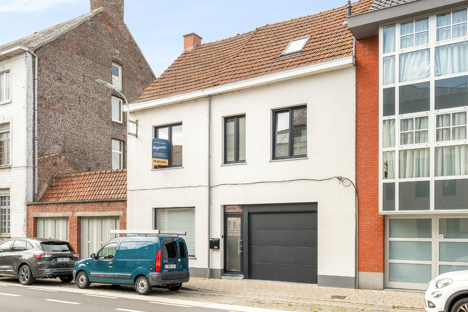 Instapklare, energiezuinige woning met 4 slaapkamers, garage en tuin in Menen foto 2