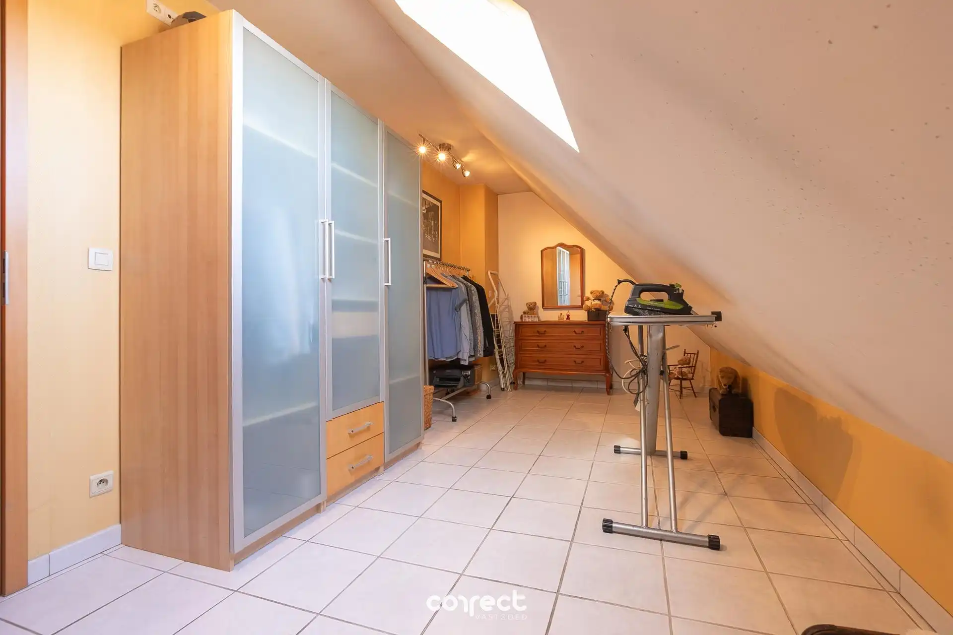 Opbrengsteigendom (brutorendement ± 5%) te Bredene. foto 6