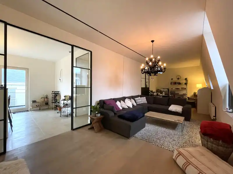 Exclusief en ruim appartement in authentiek gebouw hartje Gent foto 9