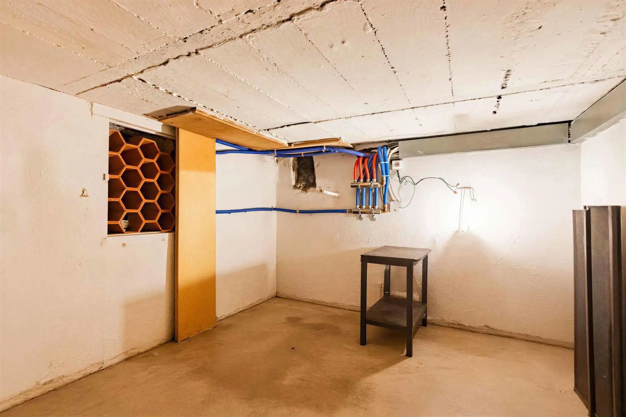 Comfortabele woning met tuin en private parking foto 17