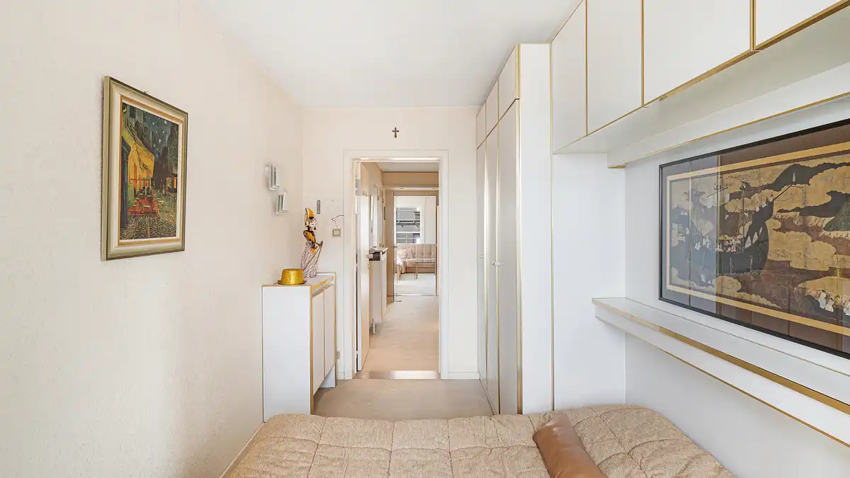 Appartement met veel potentieel: zon, zeezicht en rust foto 19