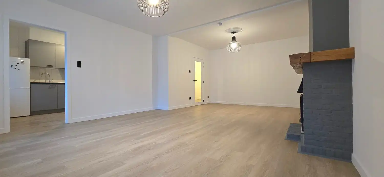 Appartement te huur foto {{pictureIndex}}