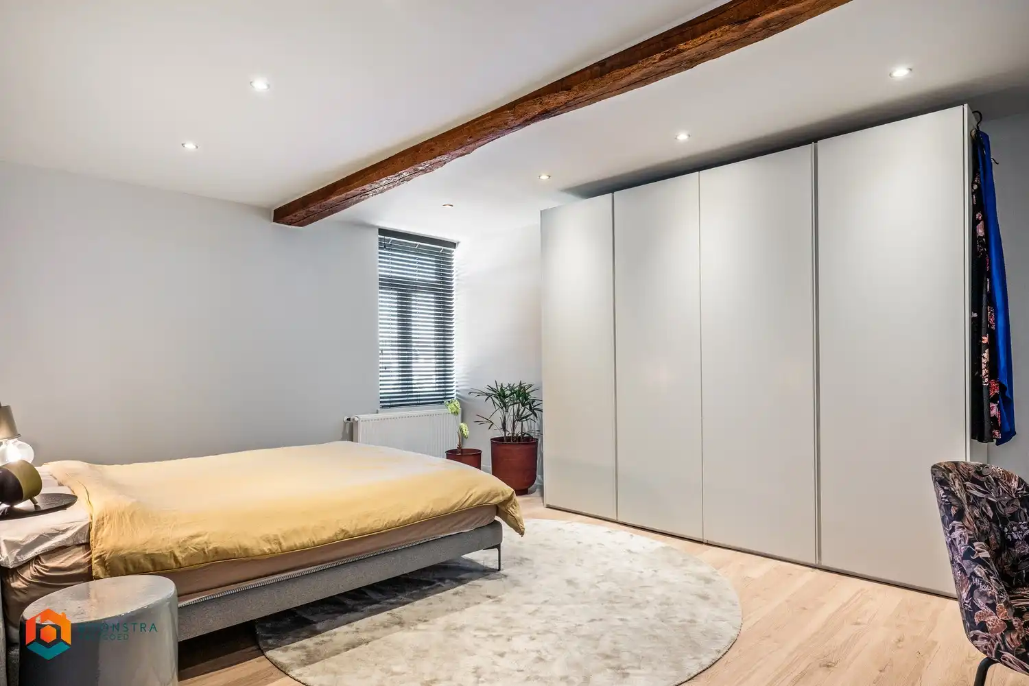Instapklare woning met 4 slpkrs met gezellig terras en tuin foto 7
