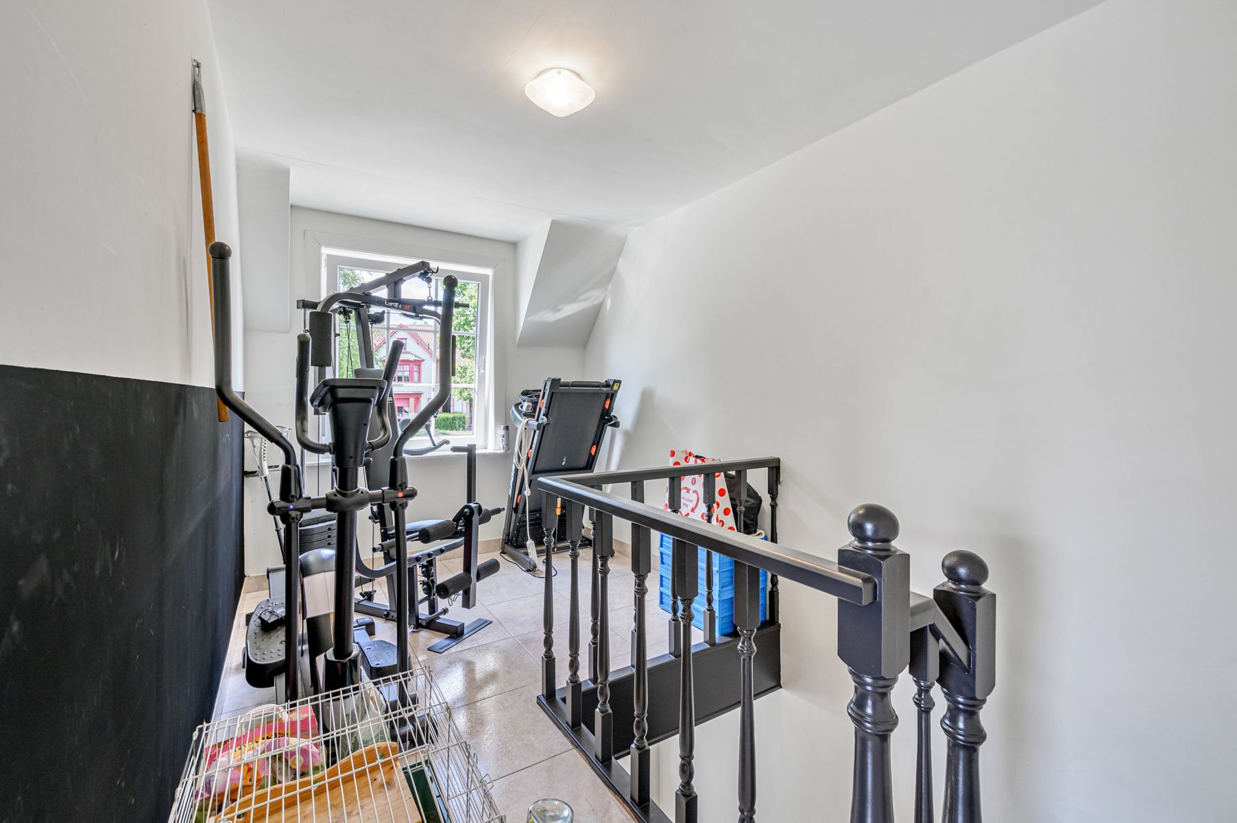 Instapklare luxewoning met 4 slkms en tuin. foto 10