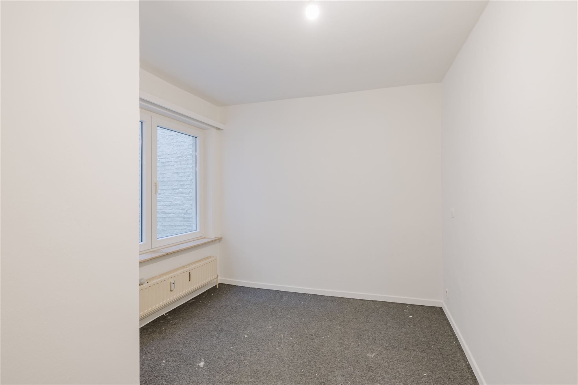 Interessant twéé slaapkamer appartement op top ligging in Gent  foto 13