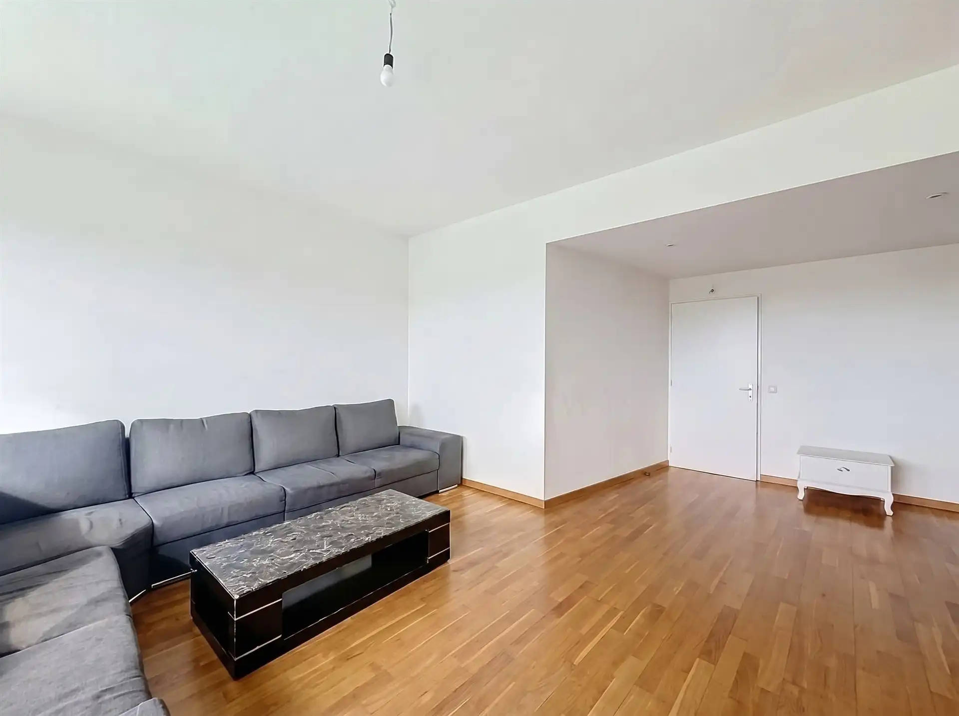 Instapklaar appartement met 2 slaapkamers en garage op toplocatie in Linkeroever! foto 10