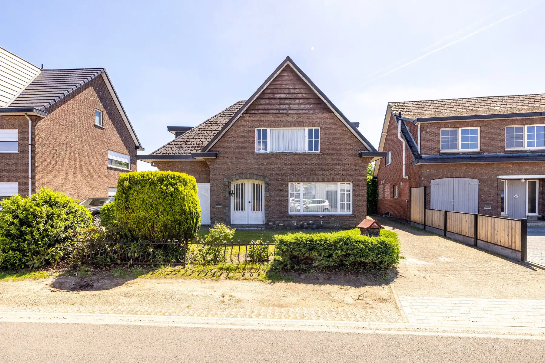 Op te frissen woning gelegen in groene omgeving op ruim 995 m² grond  foto 36