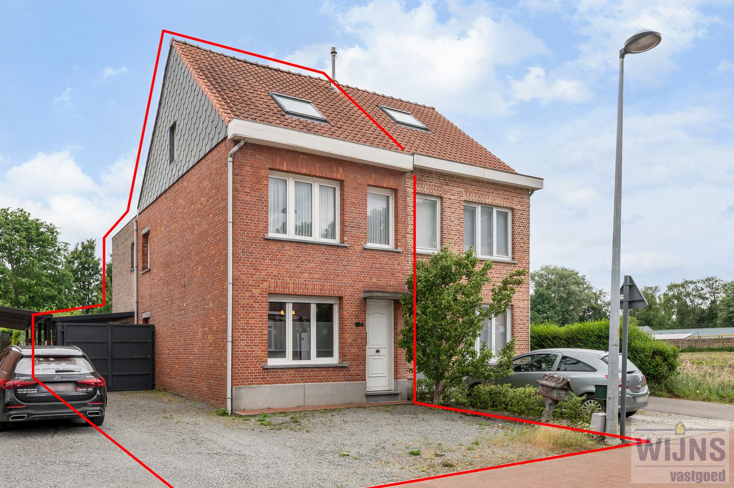 Charmante HOB met prachtige tuin foto {{pictureIndex}}