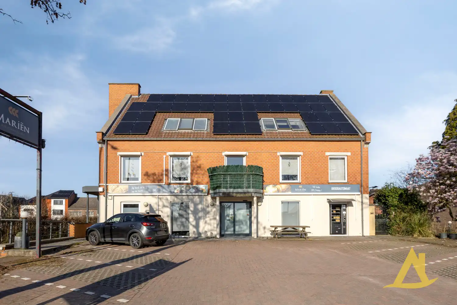 ZEER RUIM APPARTEMENT MET STUDIO EN 2 AUTOSTAANPLAATSEN TE DIEST! foto 30