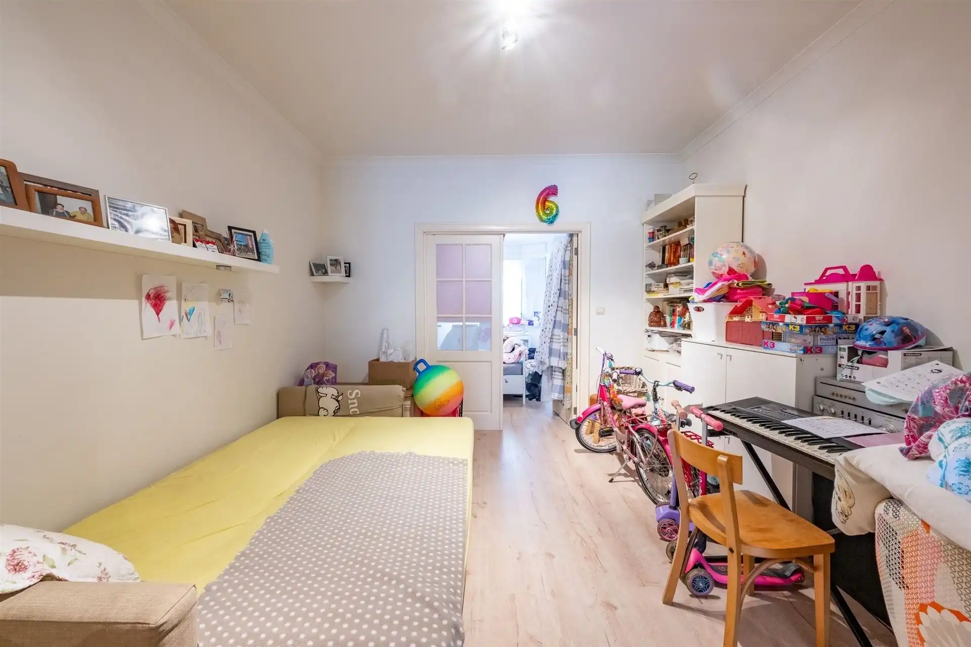 Appartementsgebouw foto 4