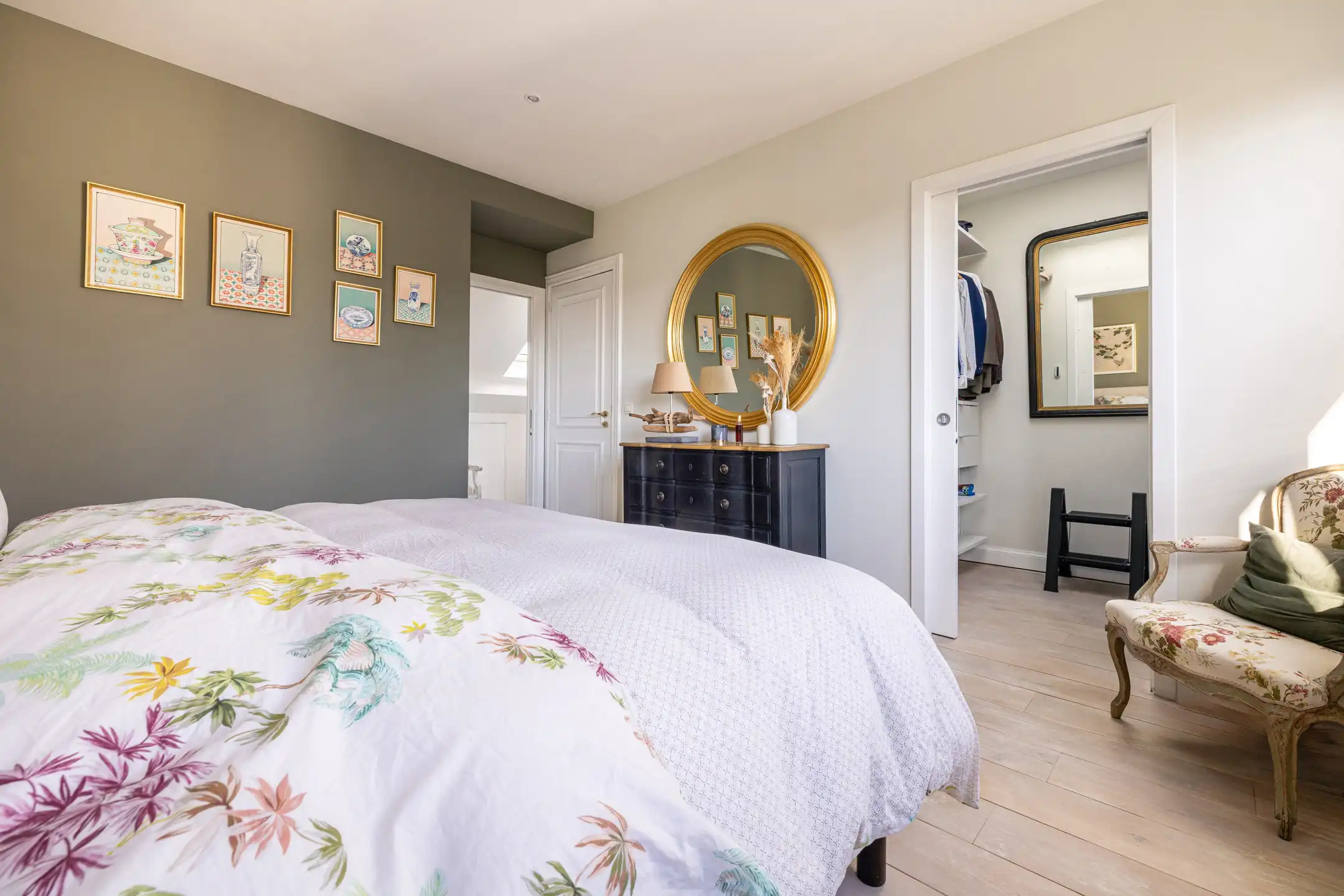 Prachtig appartement met 3 slaapkamers en terrassen + P foto 21