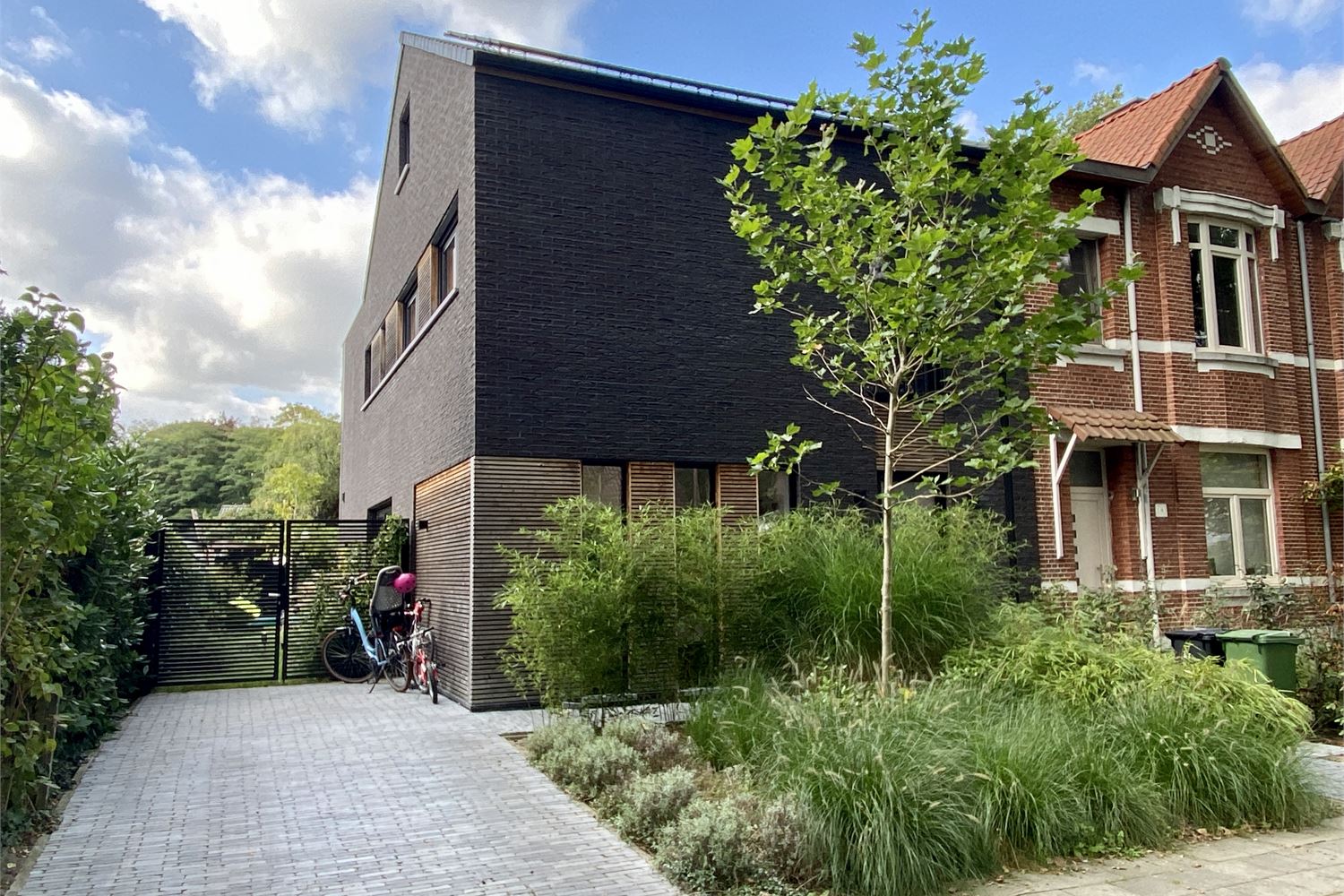 Prachtige moderne woning foto {{pictureIndex}}