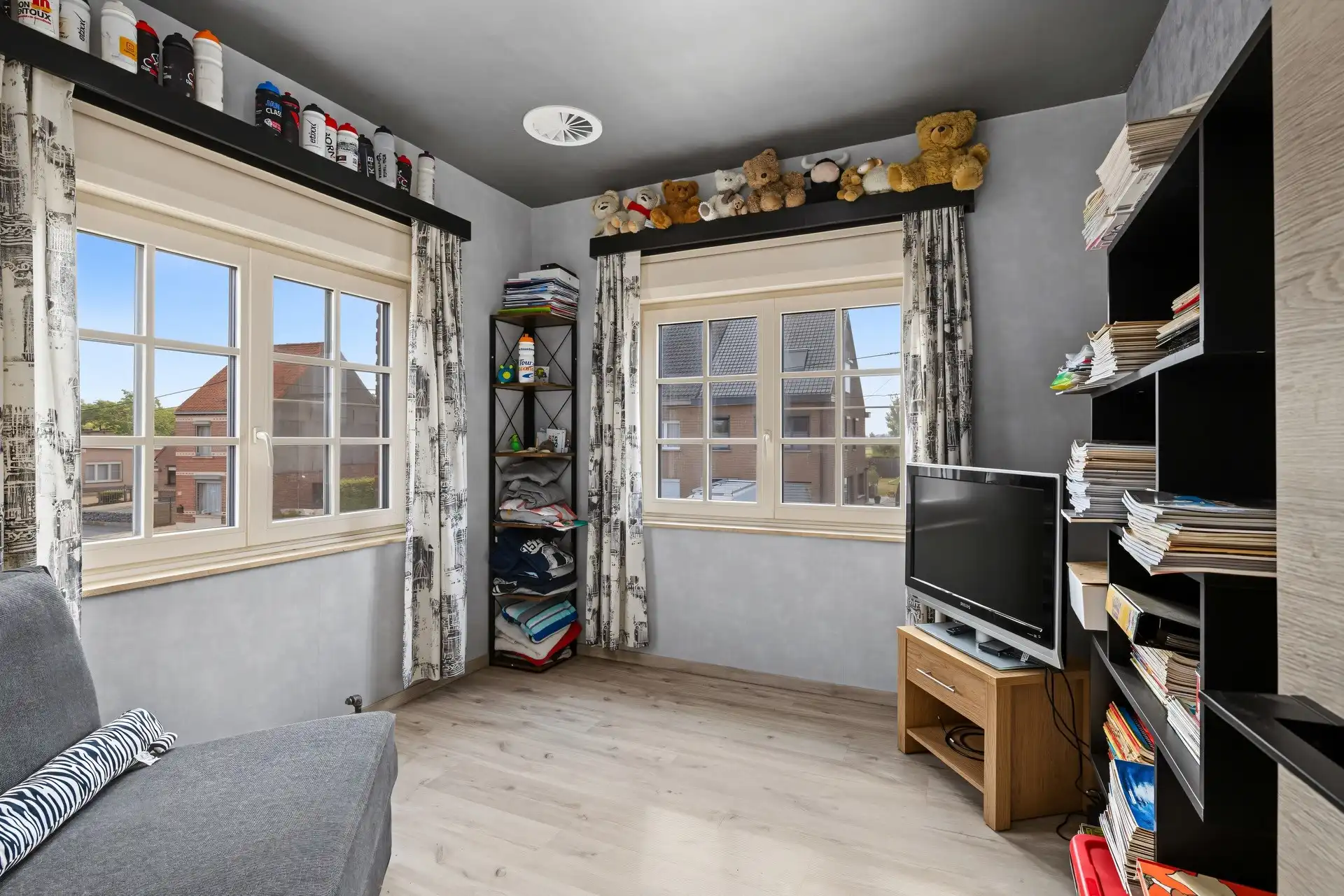 Uitstekend gelegen gezinswoning met 3 slaapkamers, losstaande garage en gezellige tuin foto 17