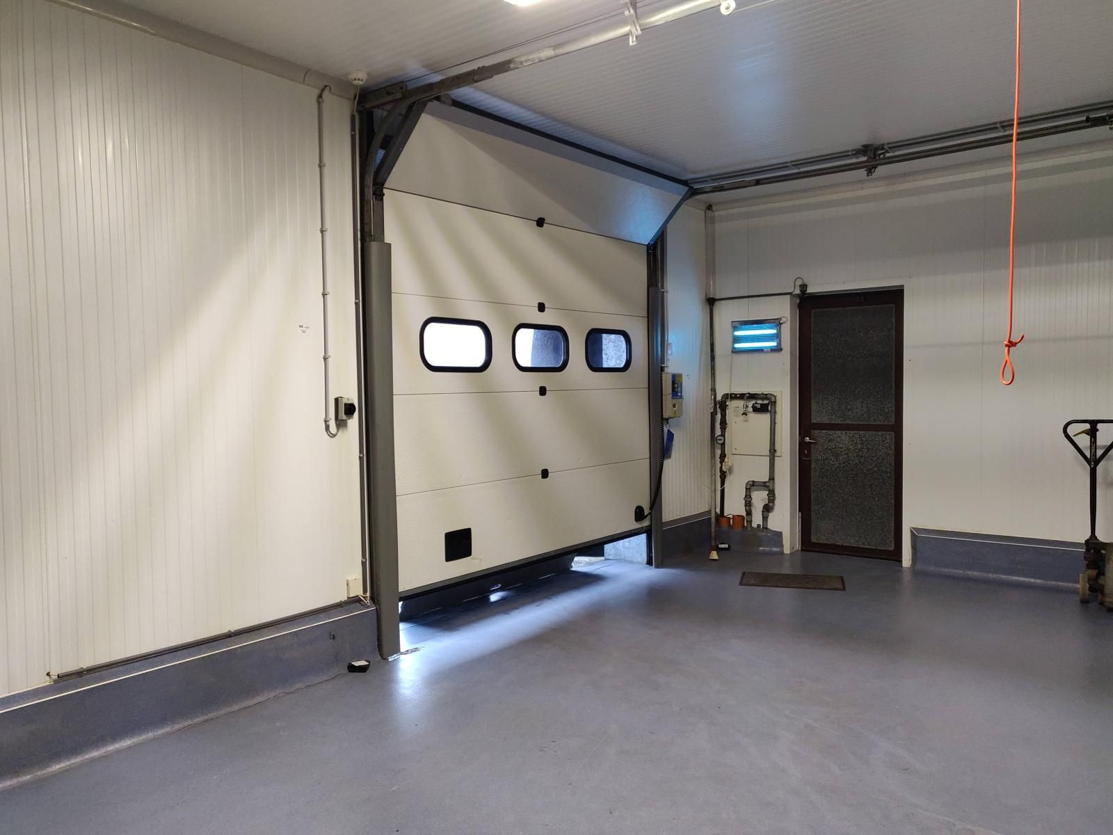 Bedrijfsgebouw op uitstekende locatie foto 11